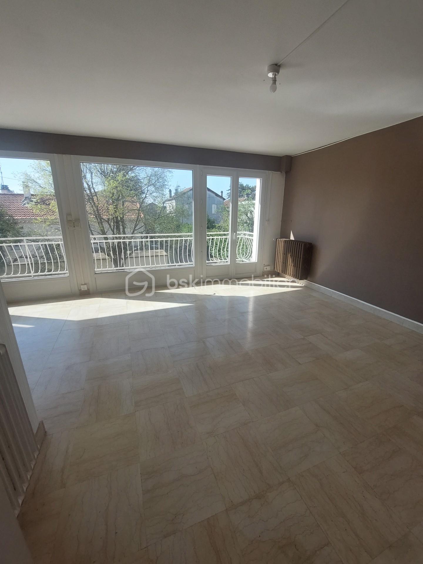 PHOTO SALON MME LEFEVRE.jpg