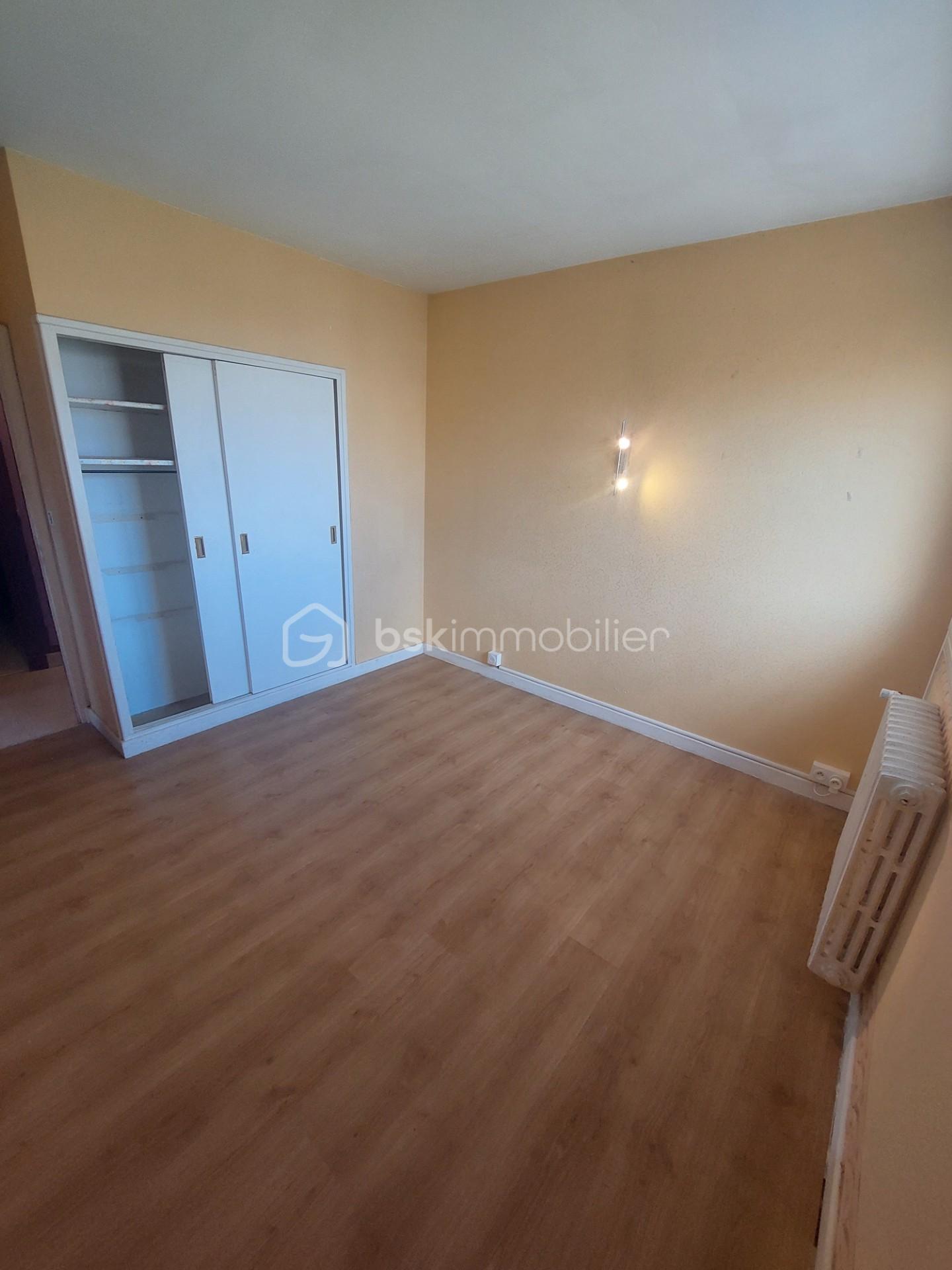 CHAMBRE ORANGE.jpg