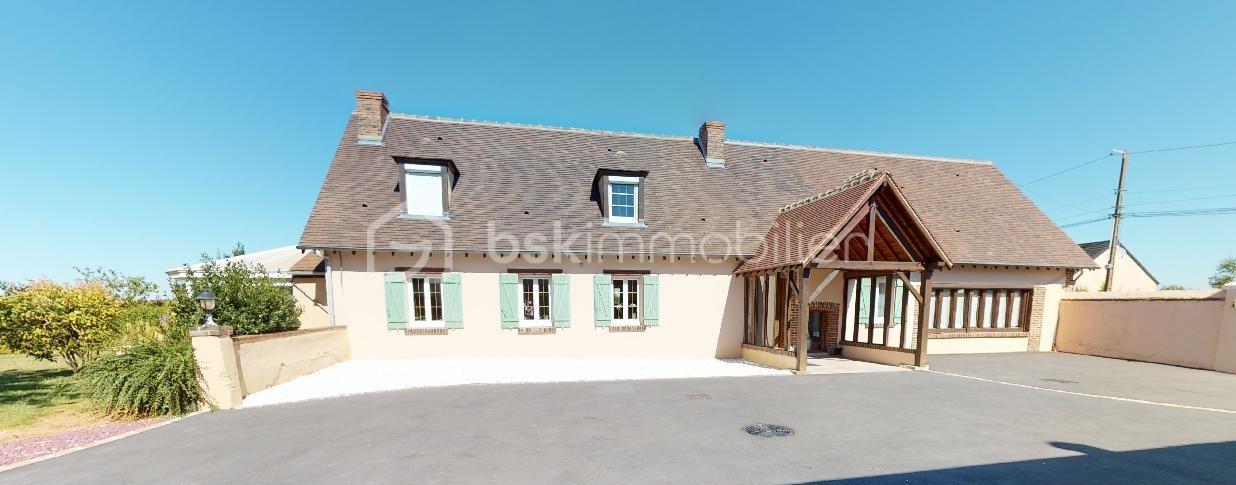 Maison longere de 310 m²