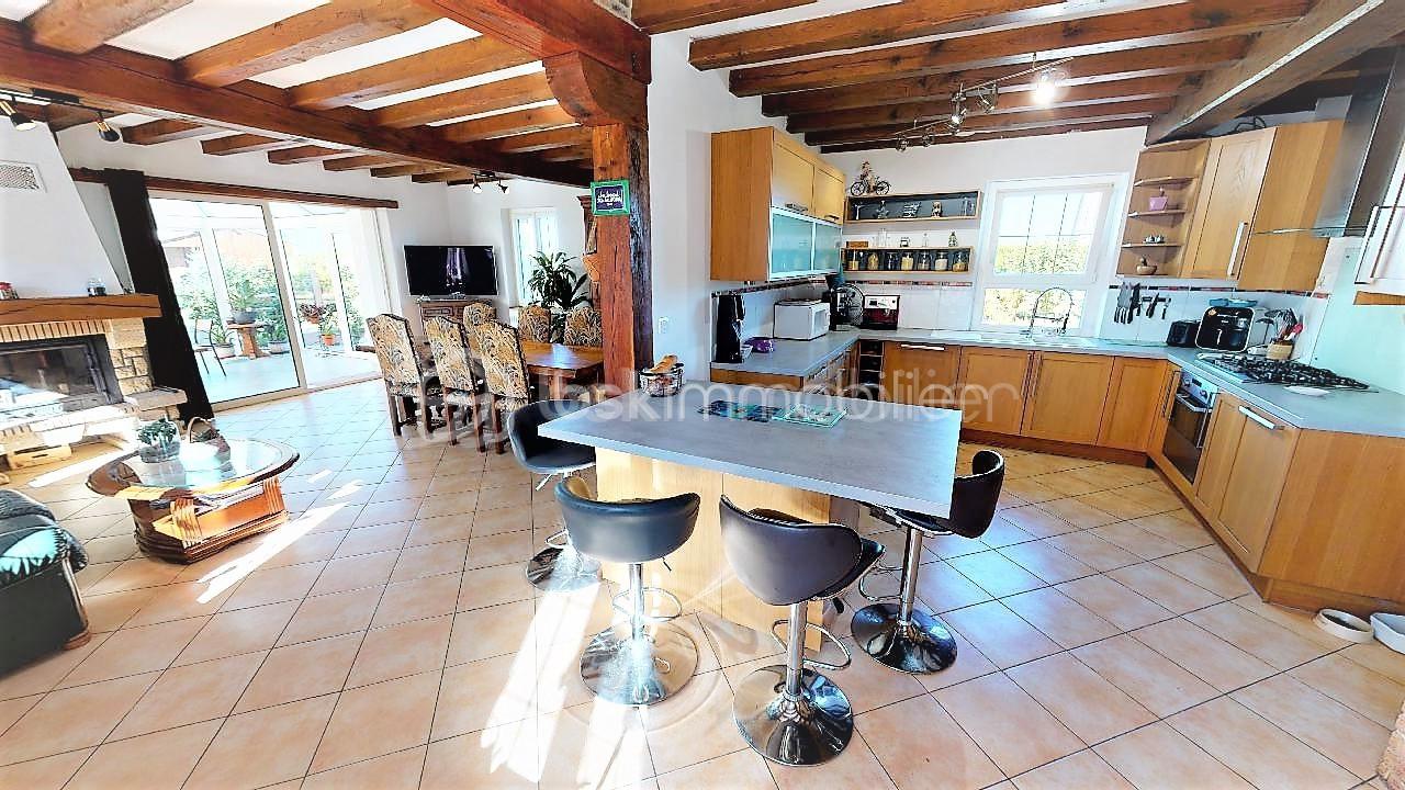 Maison longere de 310 m² - ISA 5.jpg