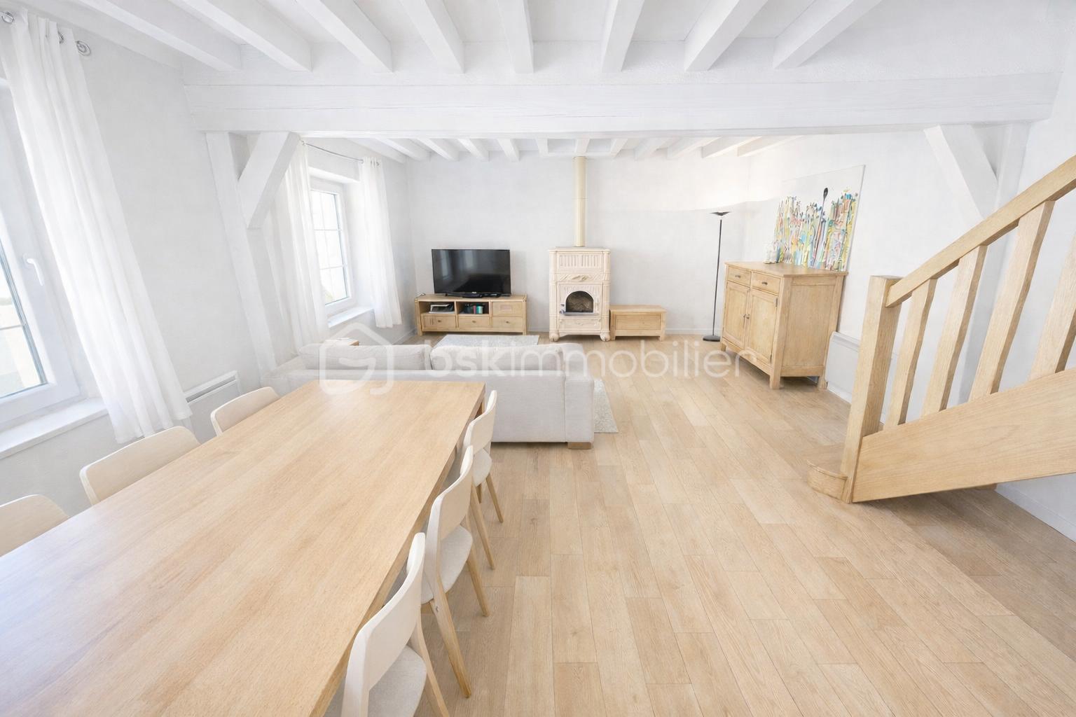 RESNEAU PIECE DE VIE REFAITE EN BLANC 2.png