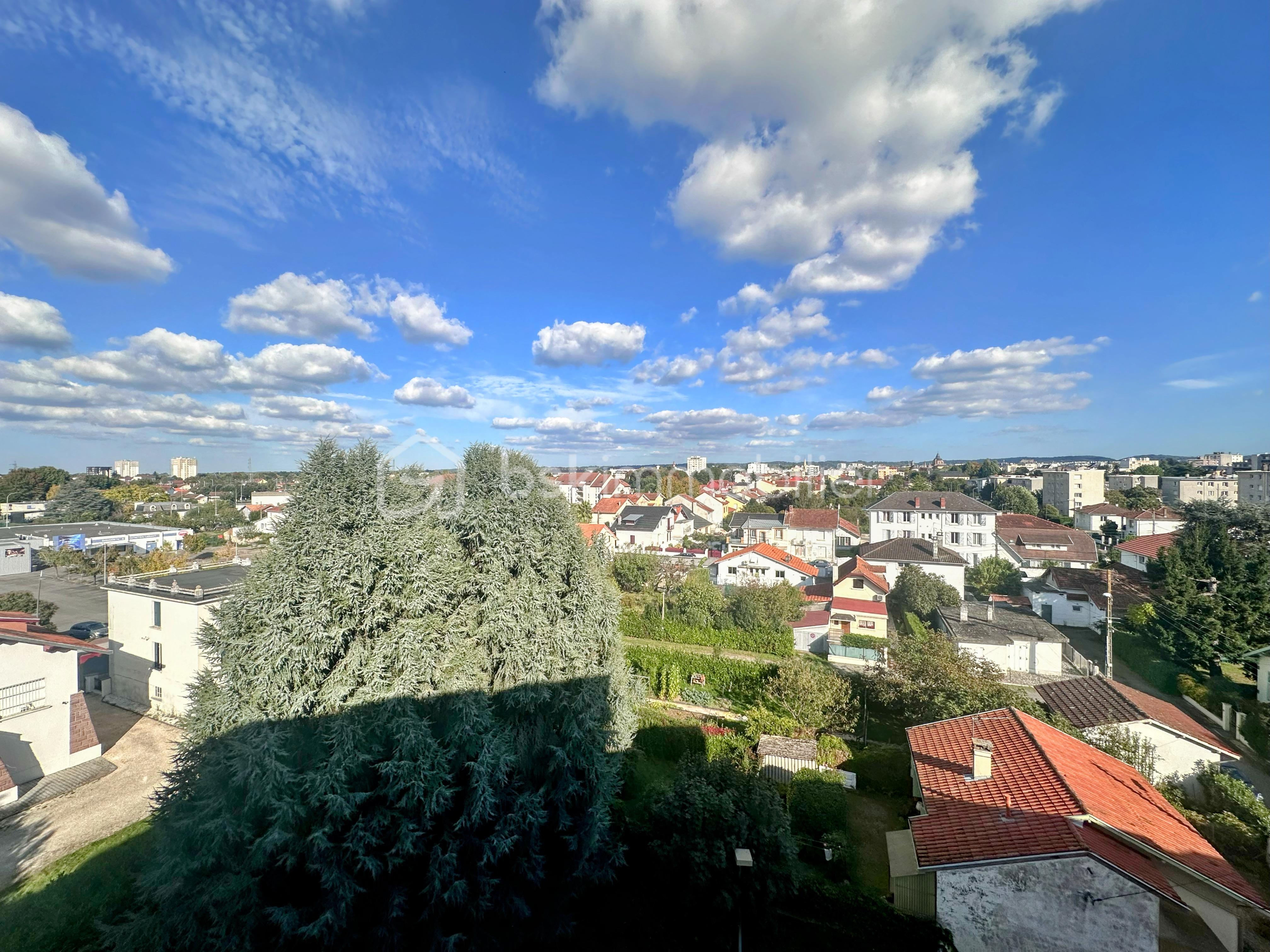 Appartement de 88,17 m² - A403E00D-74D8-41C3-B173-ADFAA3C4DDE9.JPG