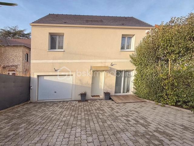 Maison de 94 m² - b9840025-4074-486e-a818-4d71b7fafef8.jpg