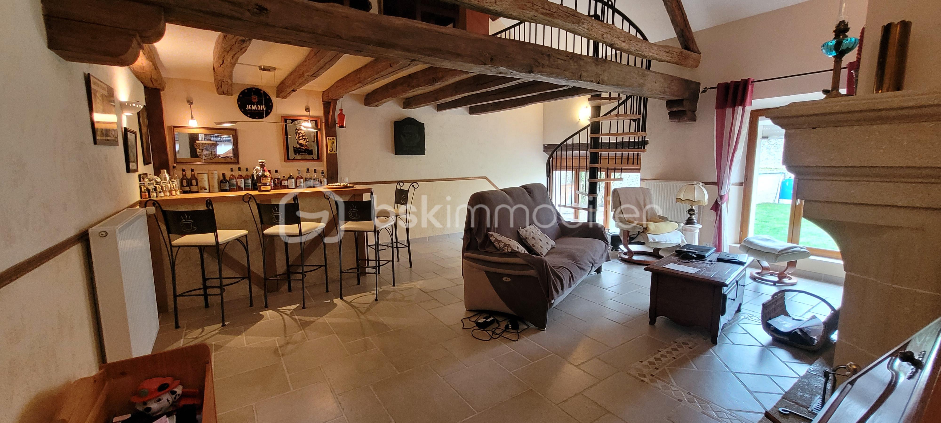 Corps de ferme de 175 m² - 20260210_153402.jpg