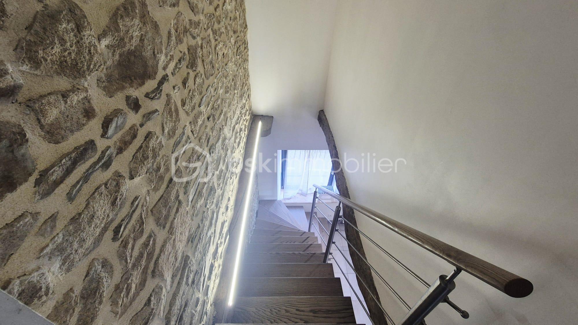 Maison de 100 m² - ETAGE.jpg