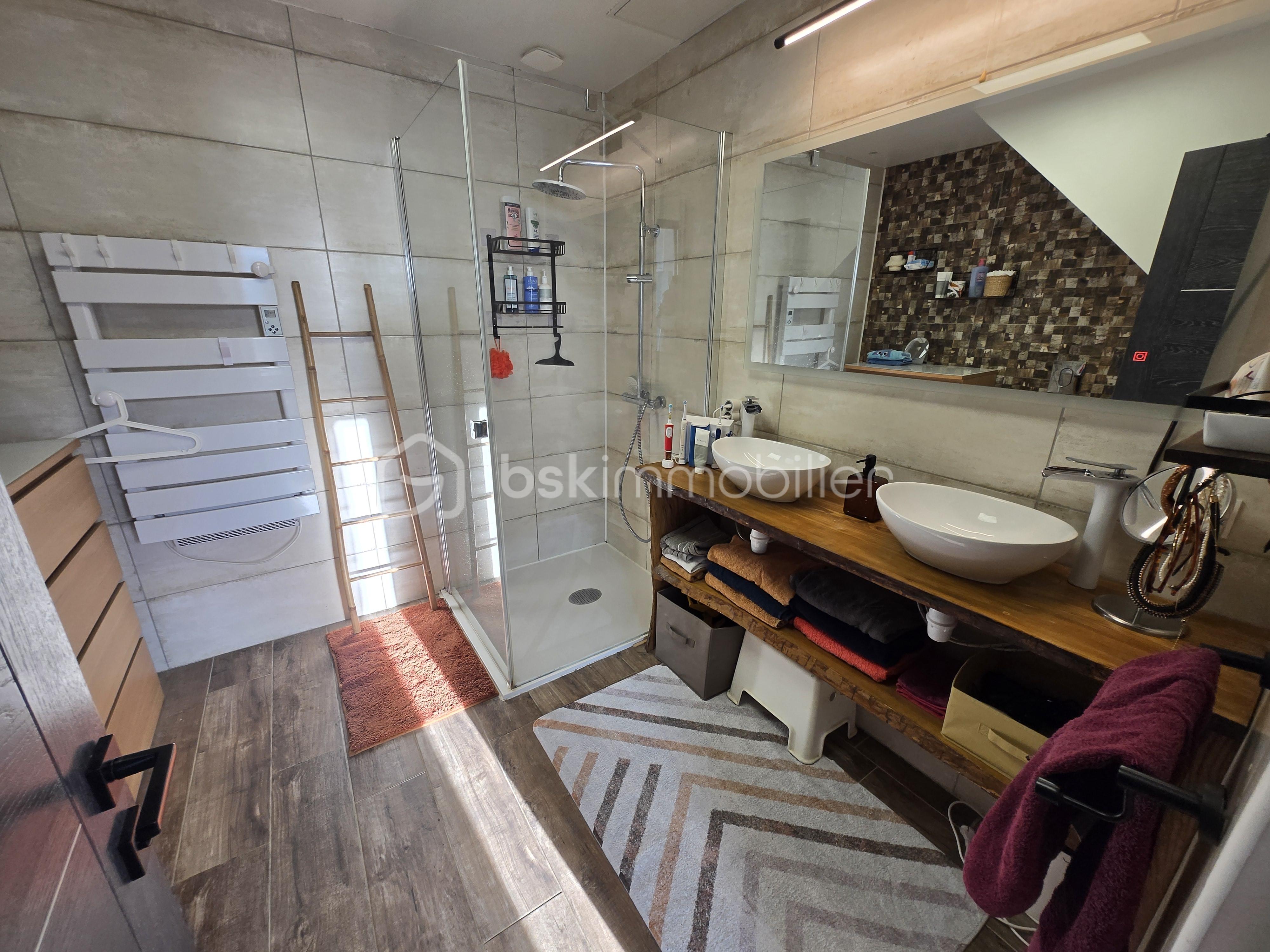 Maison en pierre de 201 m² - 20260115_152534.jpg