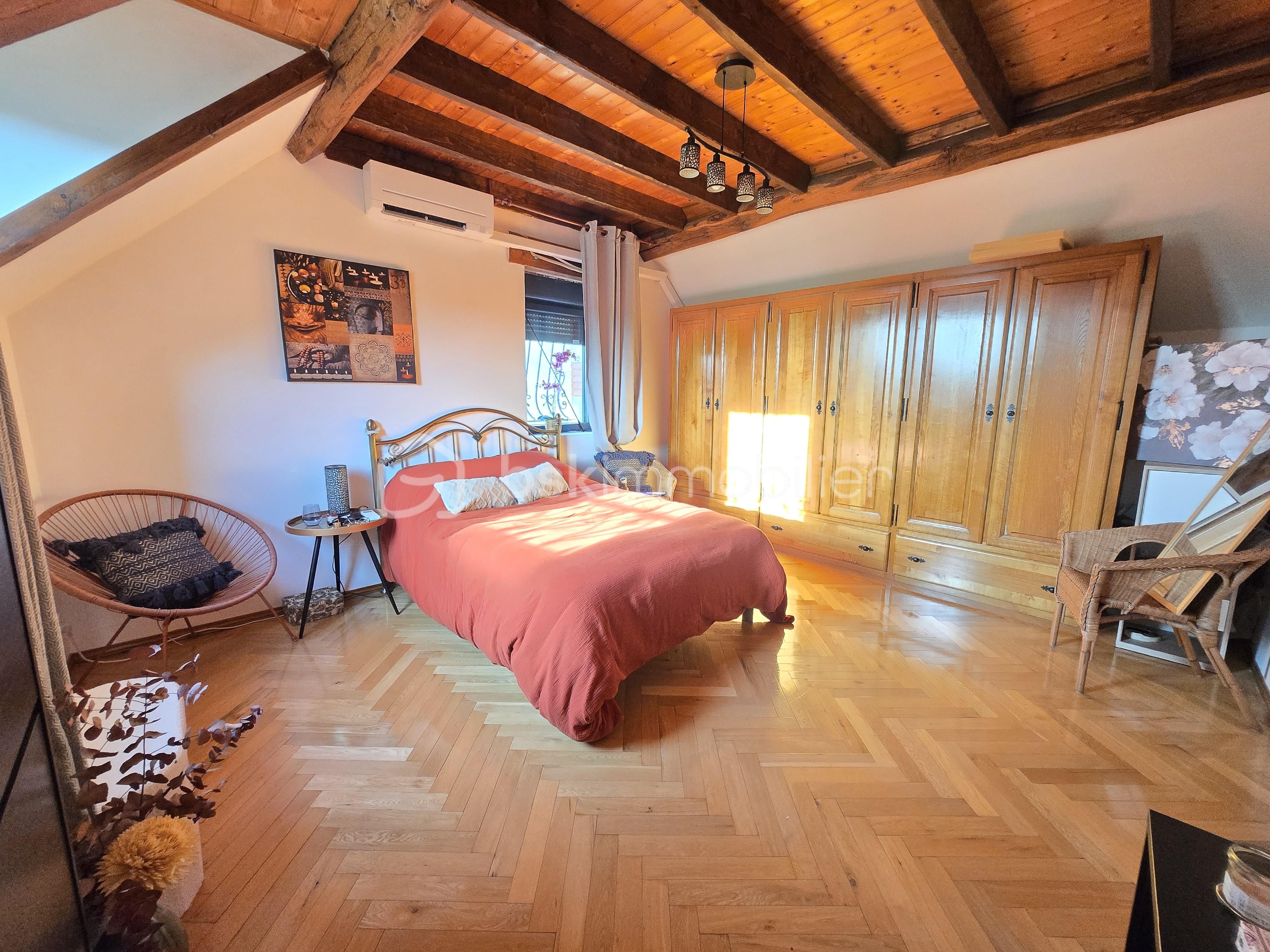 Maison en pierre de 201 m² - 20260115_153150.jpg