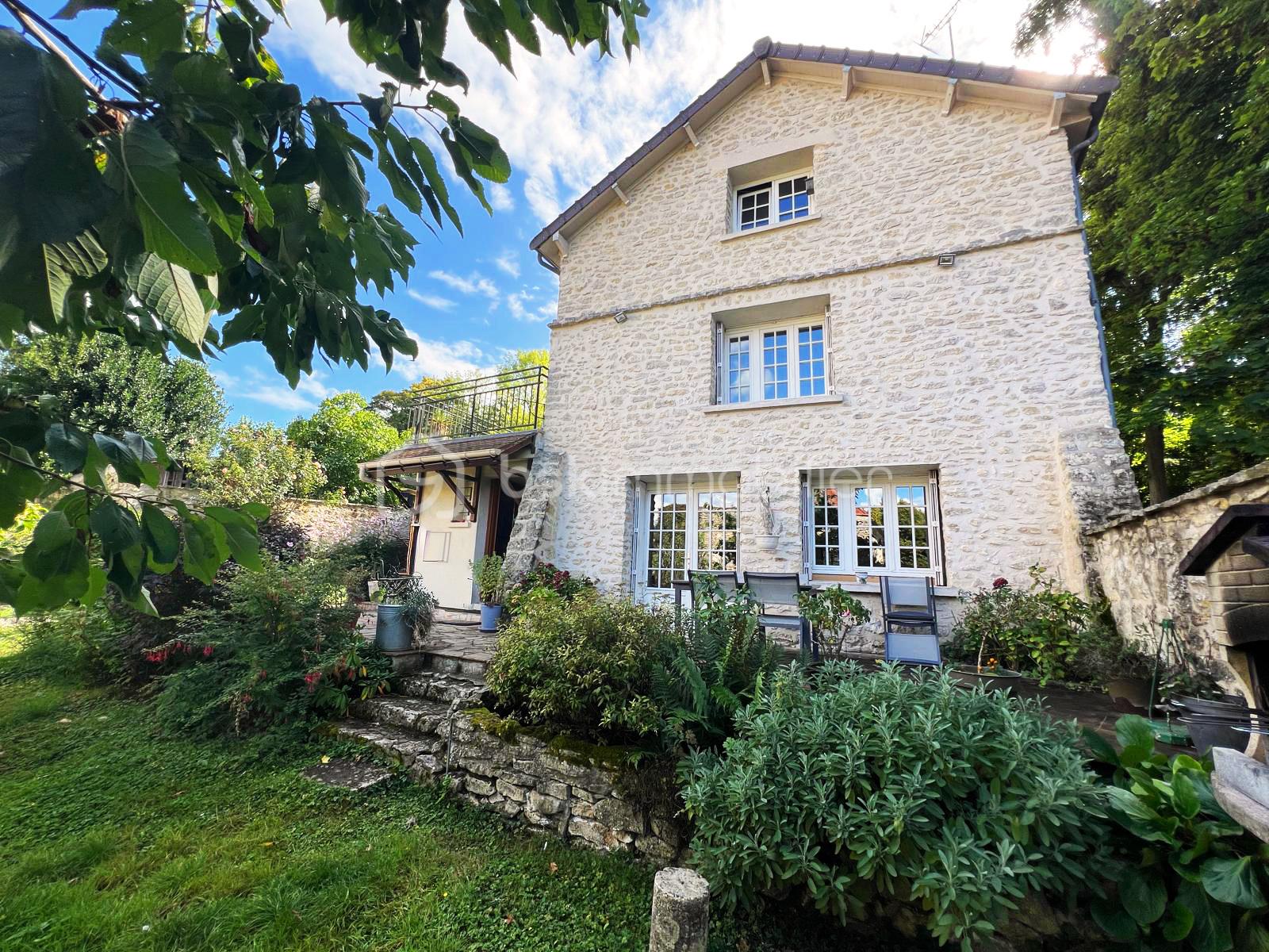 Maison de 130 m² - NICOLAS VAN DE WALLE BSKIMMOBILIER MAISON SAILLY FULCHIRON 2.jpg