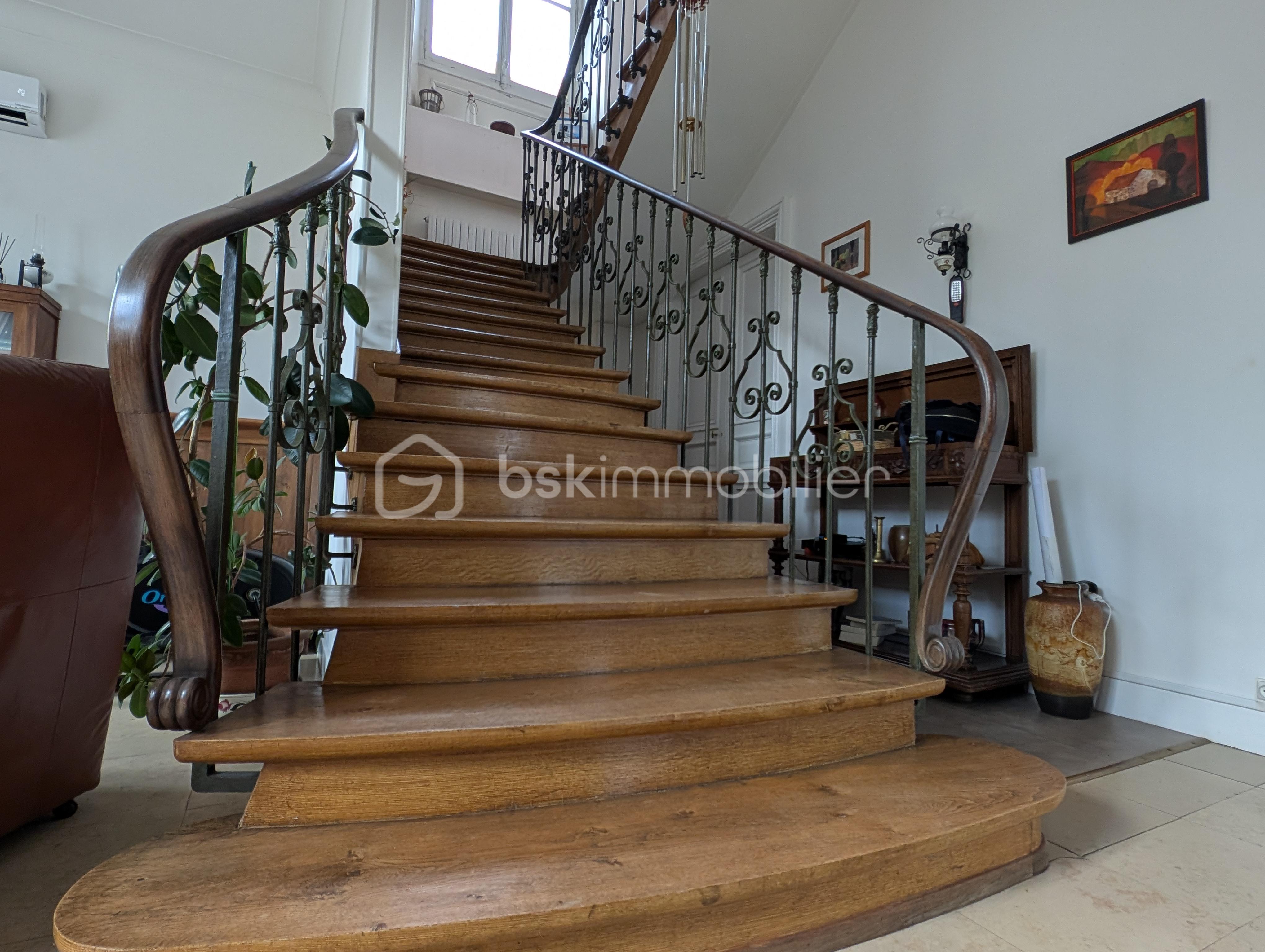 Demeure de 267 m² - PXL_20251203_140653002.jpg