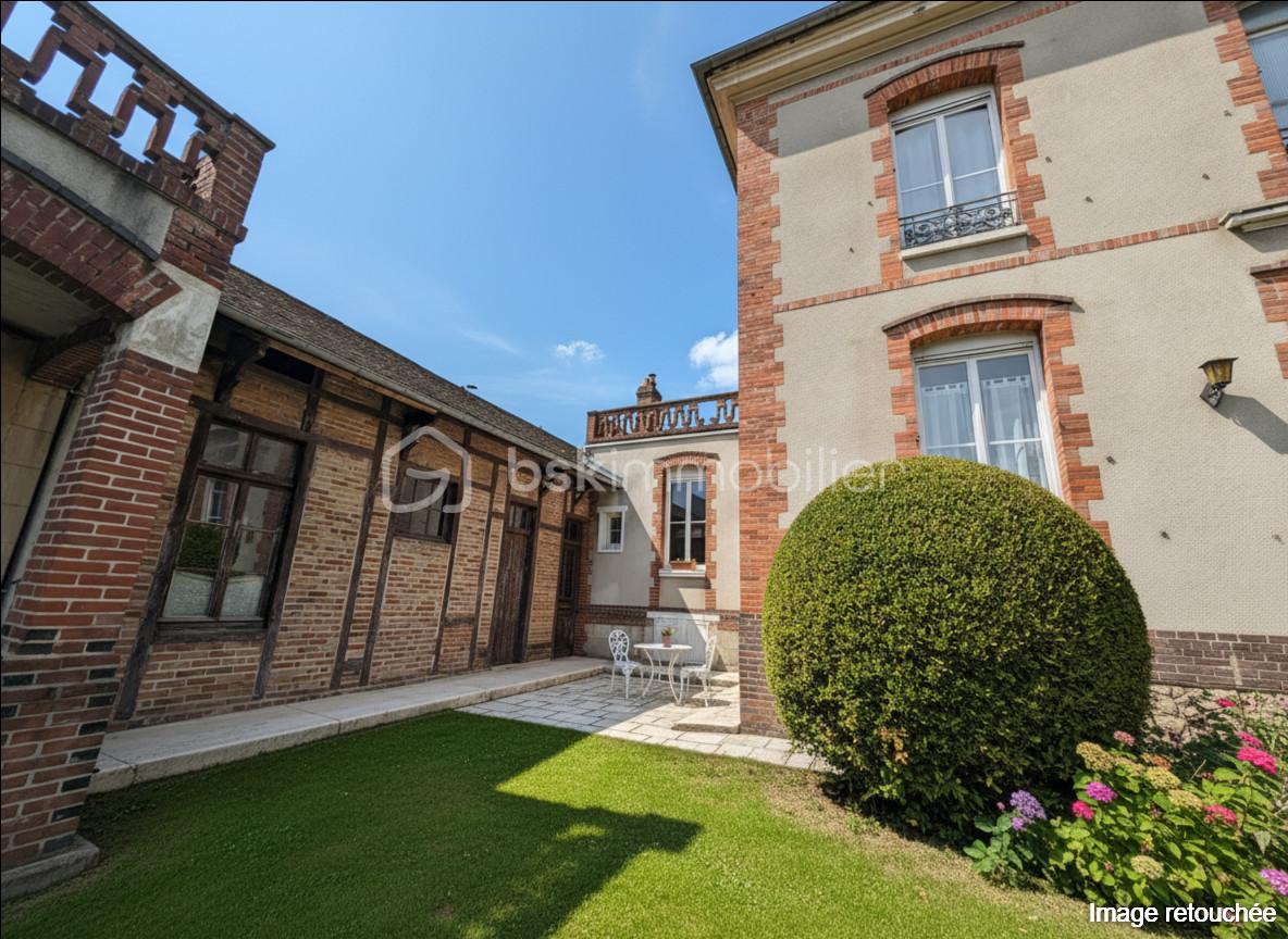 Demeure de 267 m² - generated_2025-12-04T17_46_21.827.jpg