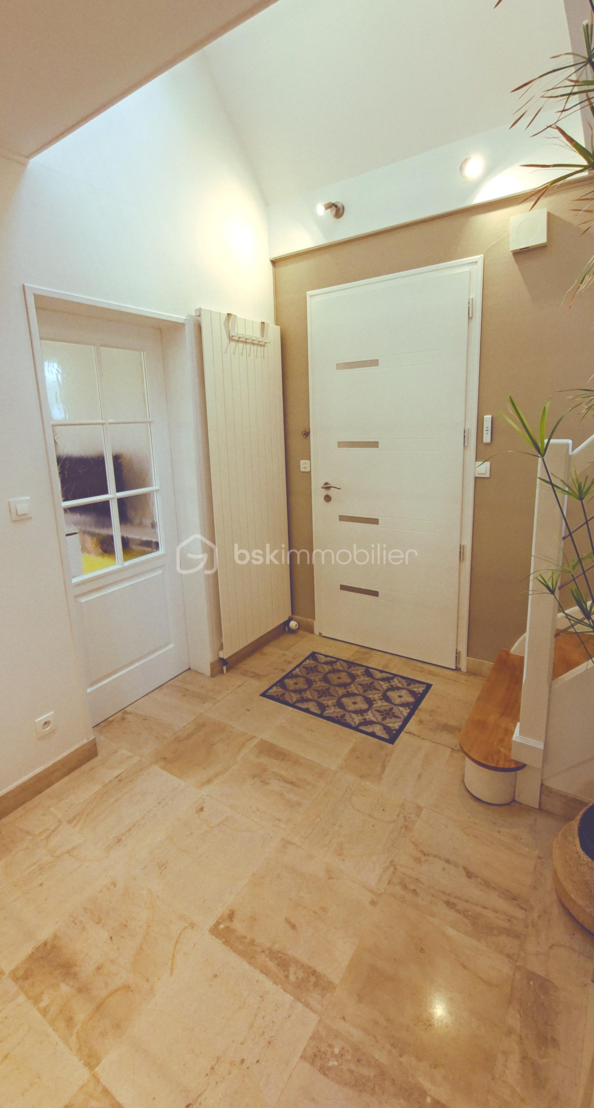 Pavillon de 142 m² - THEV hall entrée 1.jpg