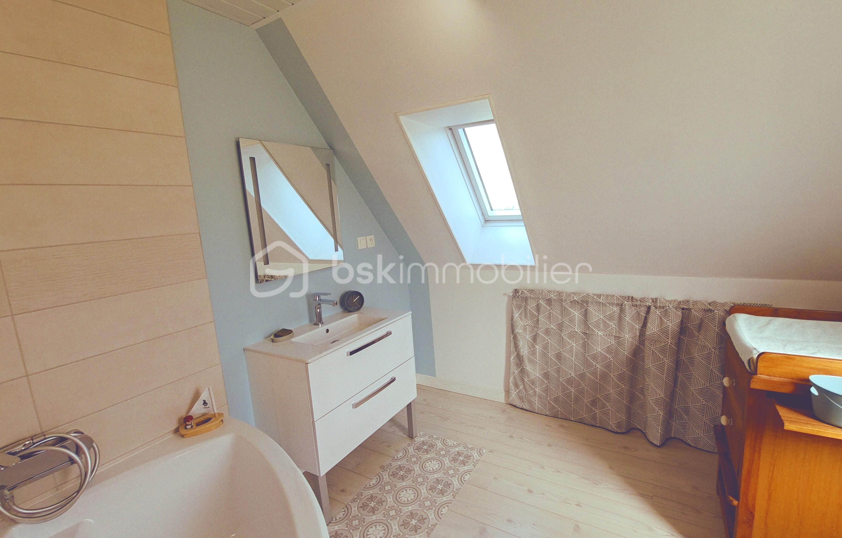 Pavillon de 142 m² - THEV salle de bains étage ple .jpg