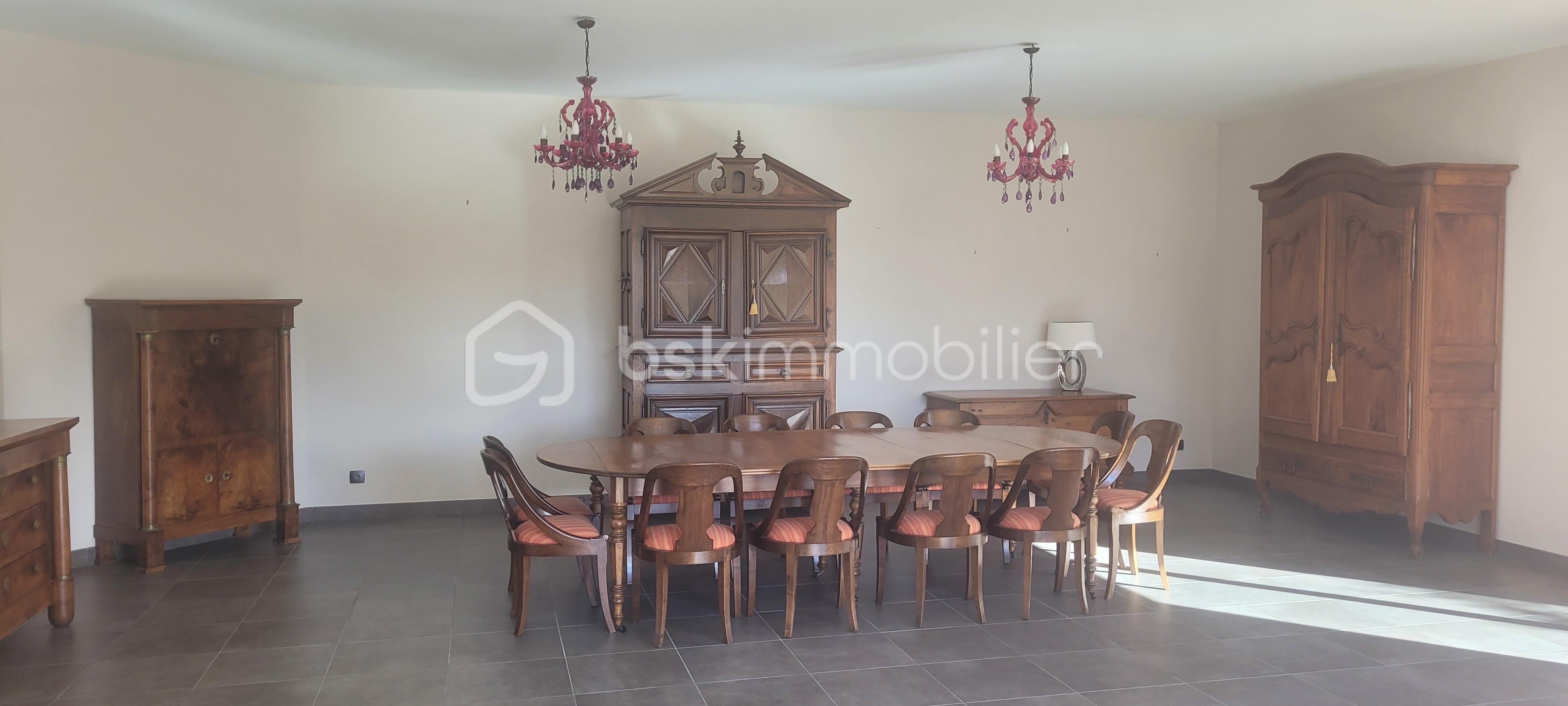 Maison de 246 m² - 20260206_141059.jpg