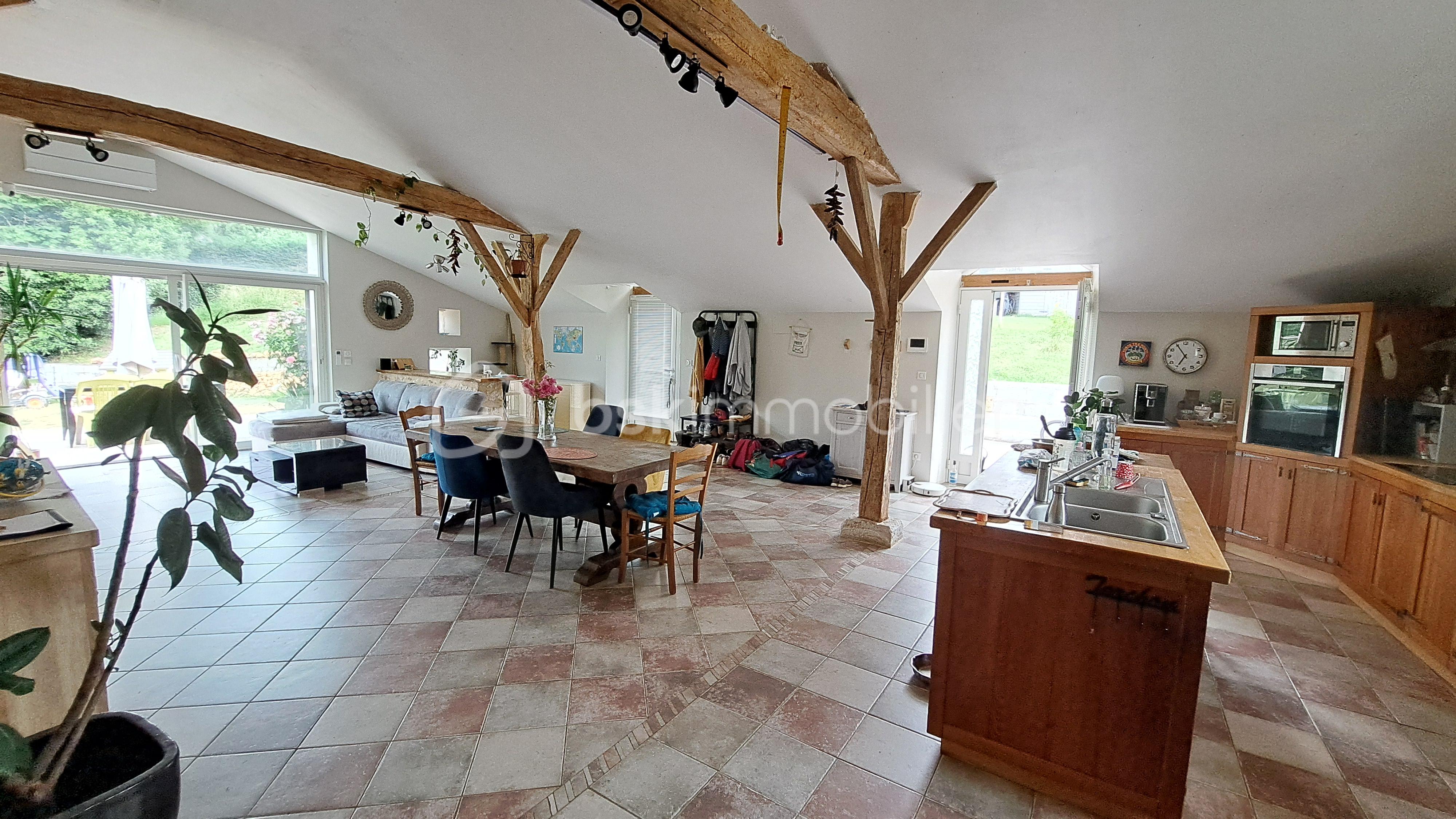 Maison de 171 m² - 20250606_185553.jpg