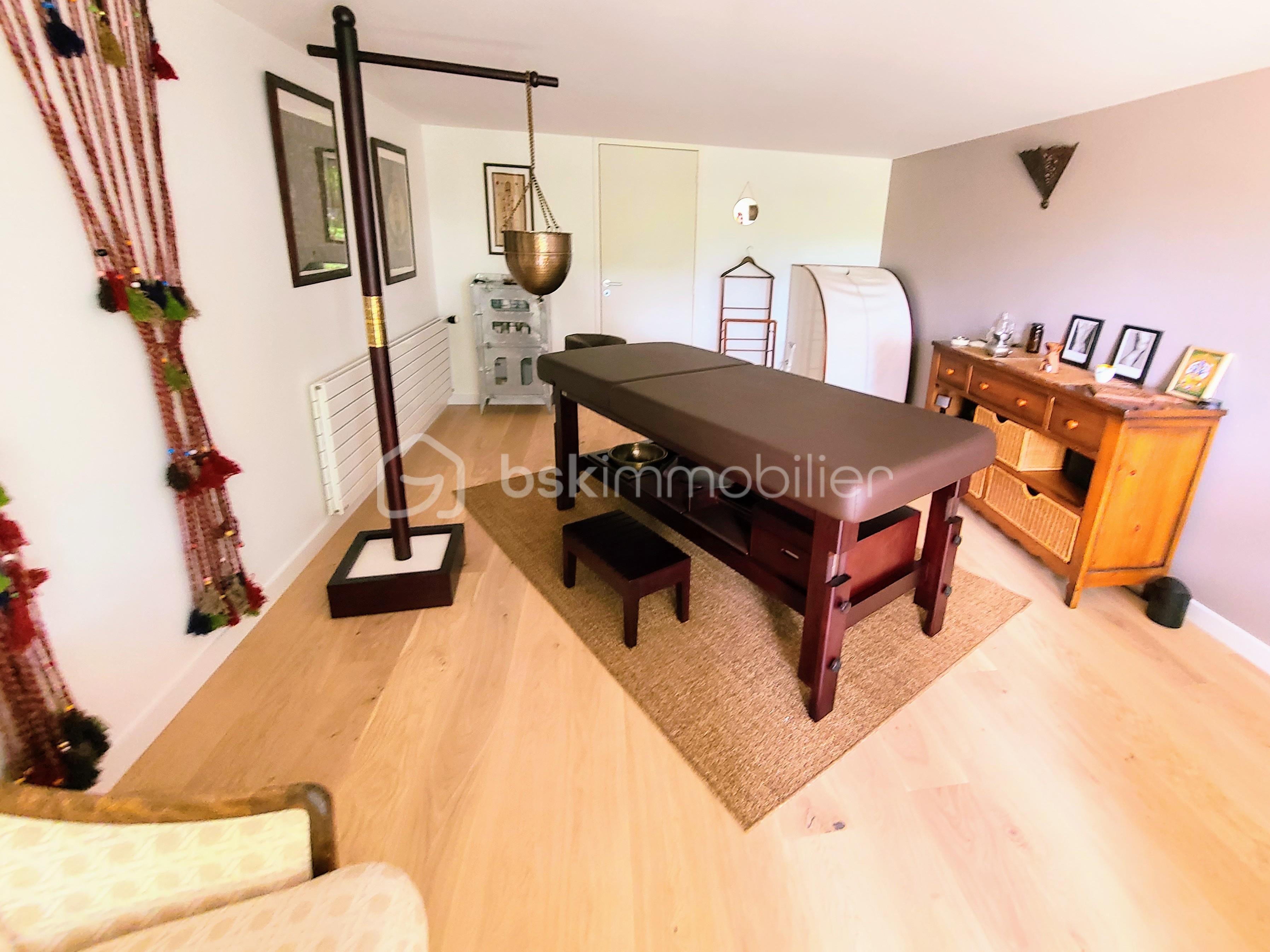 Maison longere de 220 m² - 20220627_123926~3.jpg