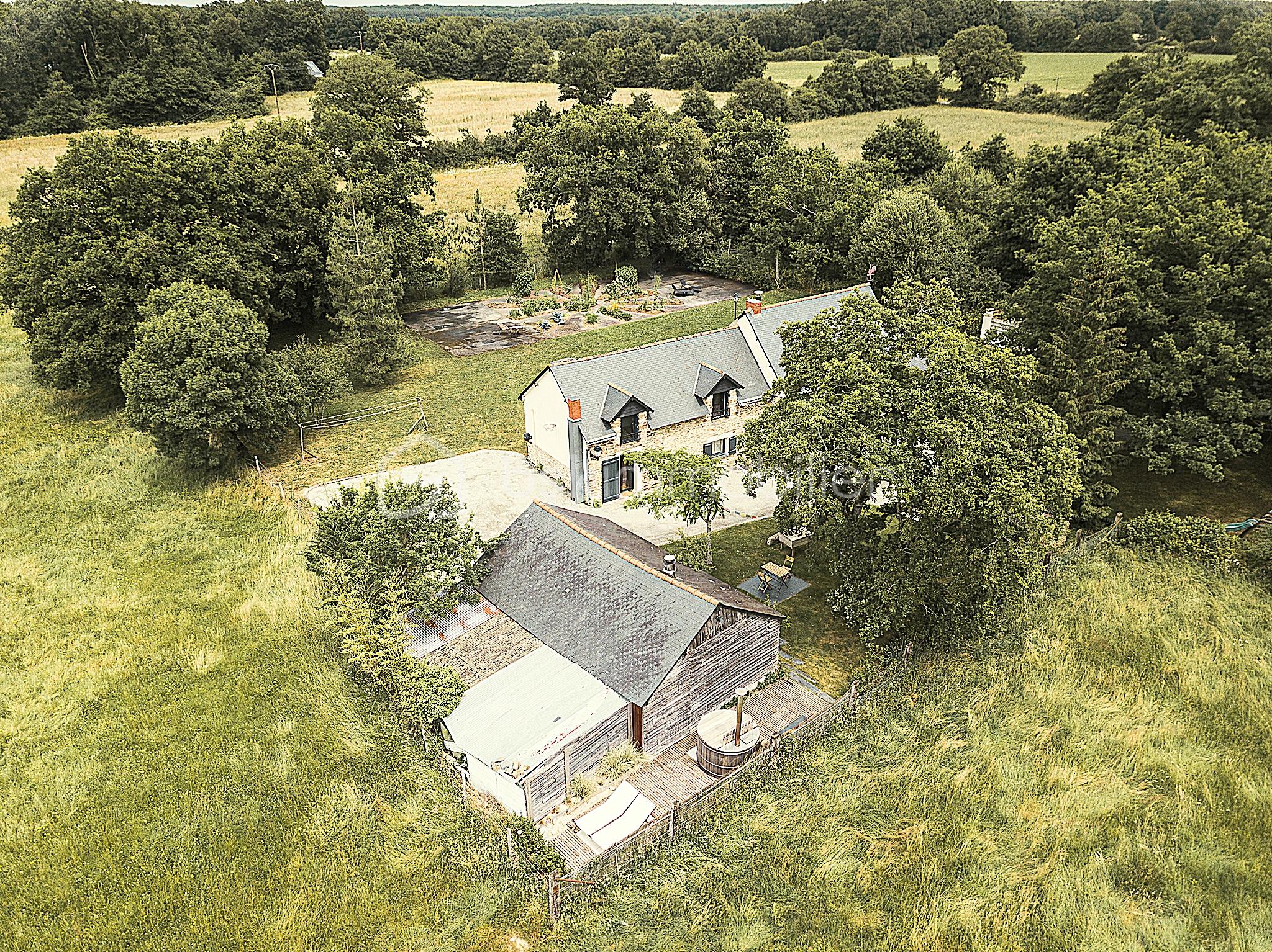 Maison longere de 220 m² - 04062025-DJI_0040 (1).jpg