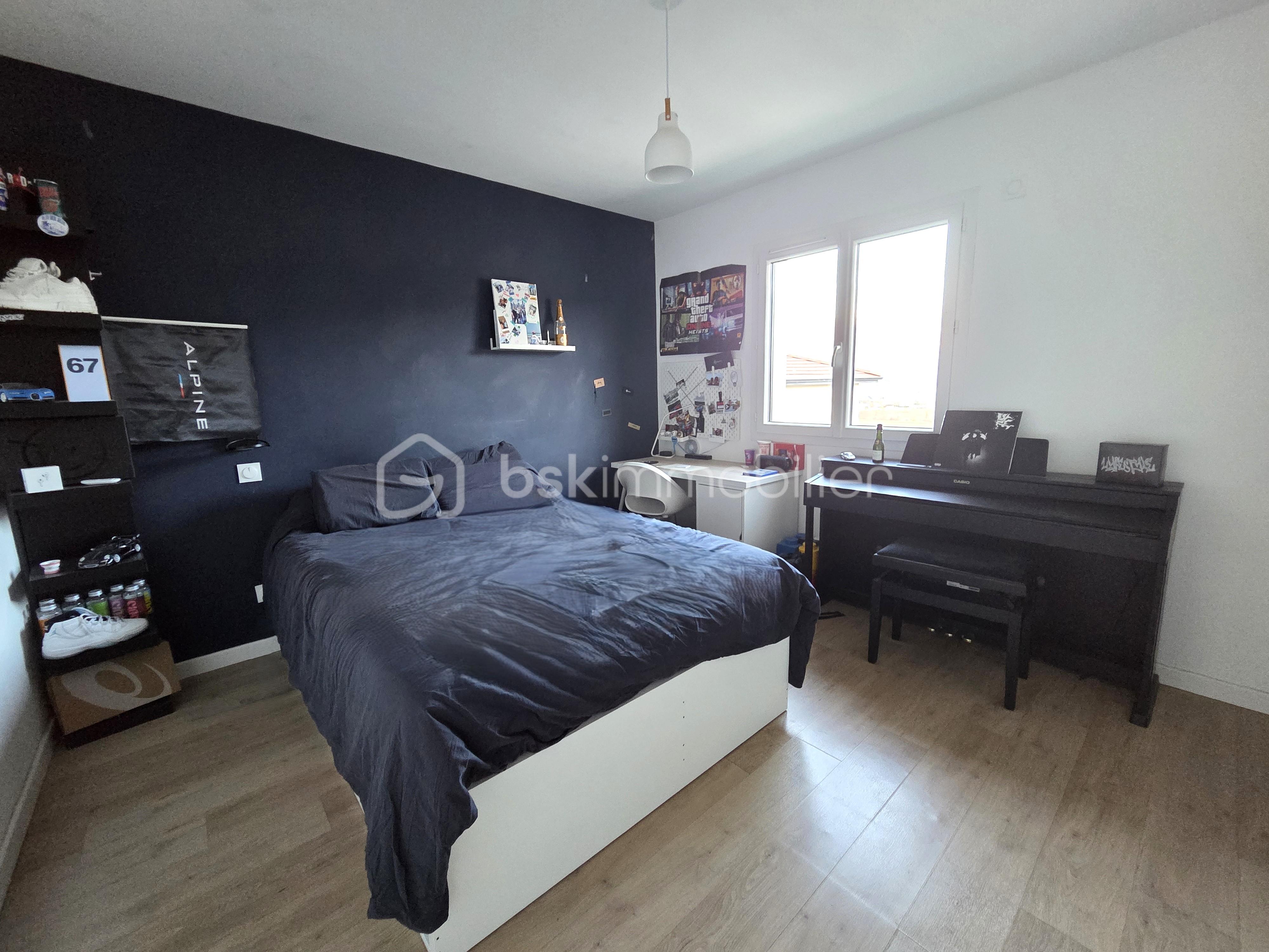 20260211_165801 RET.jpg