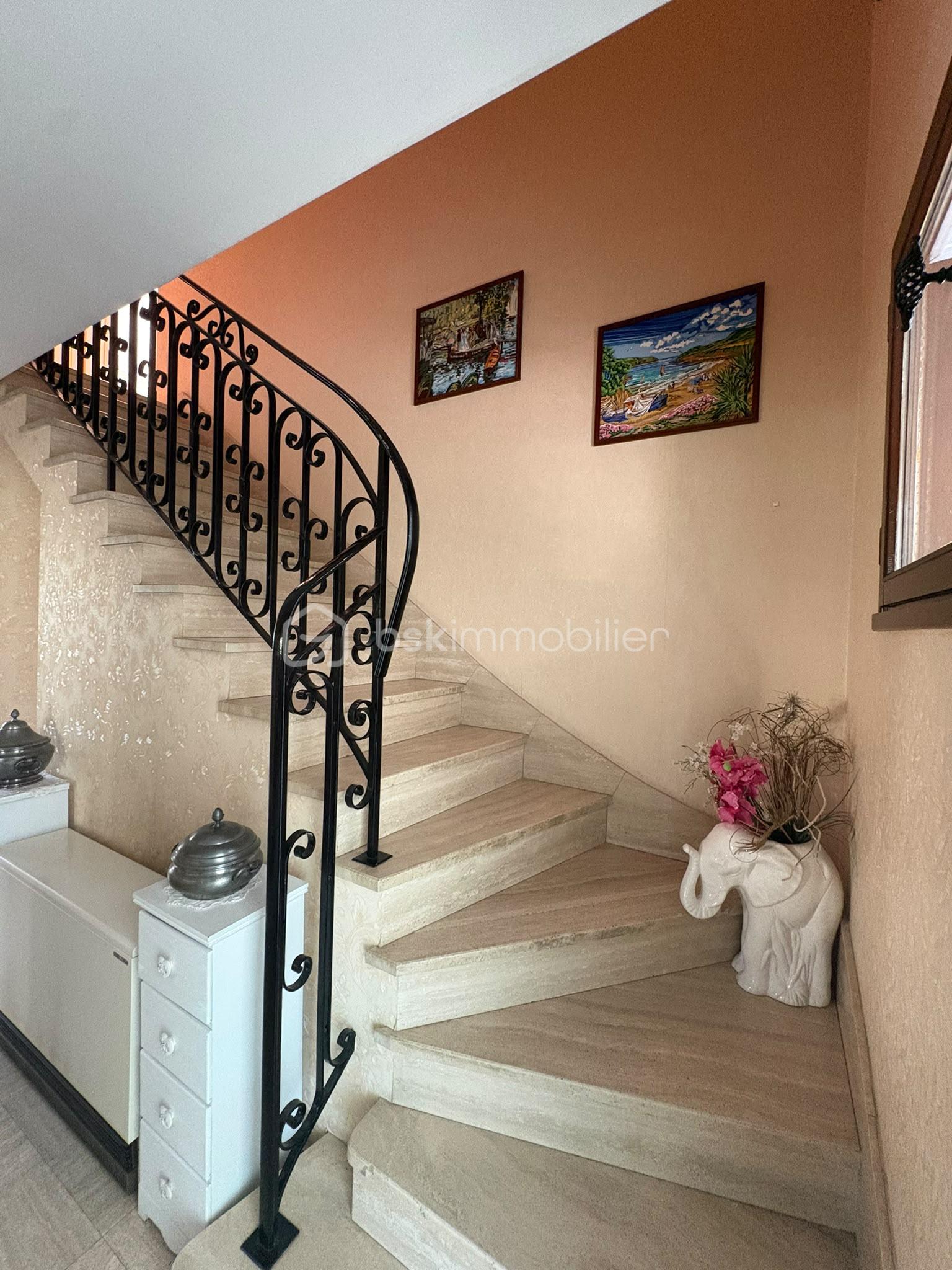 ESCALIER.jpeg