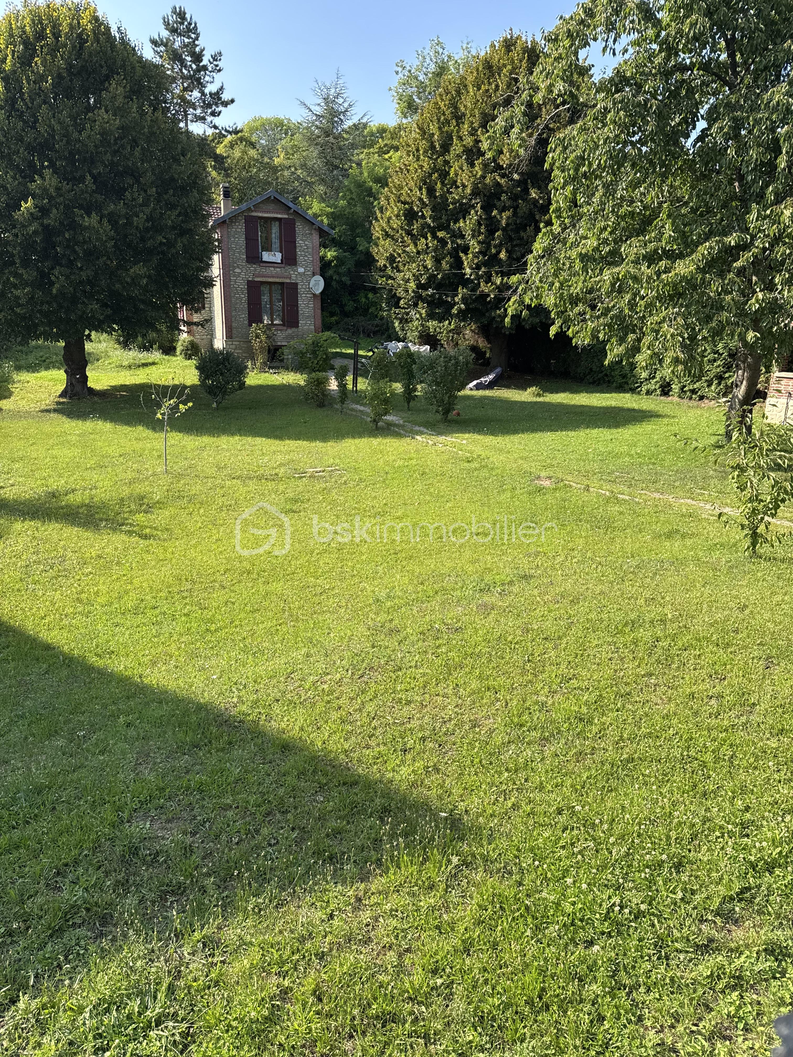 Terrain de 550 m² - 77610188778__5BB412F6-71F1-45B1-A5DD-37F400A0F2B2.JPG