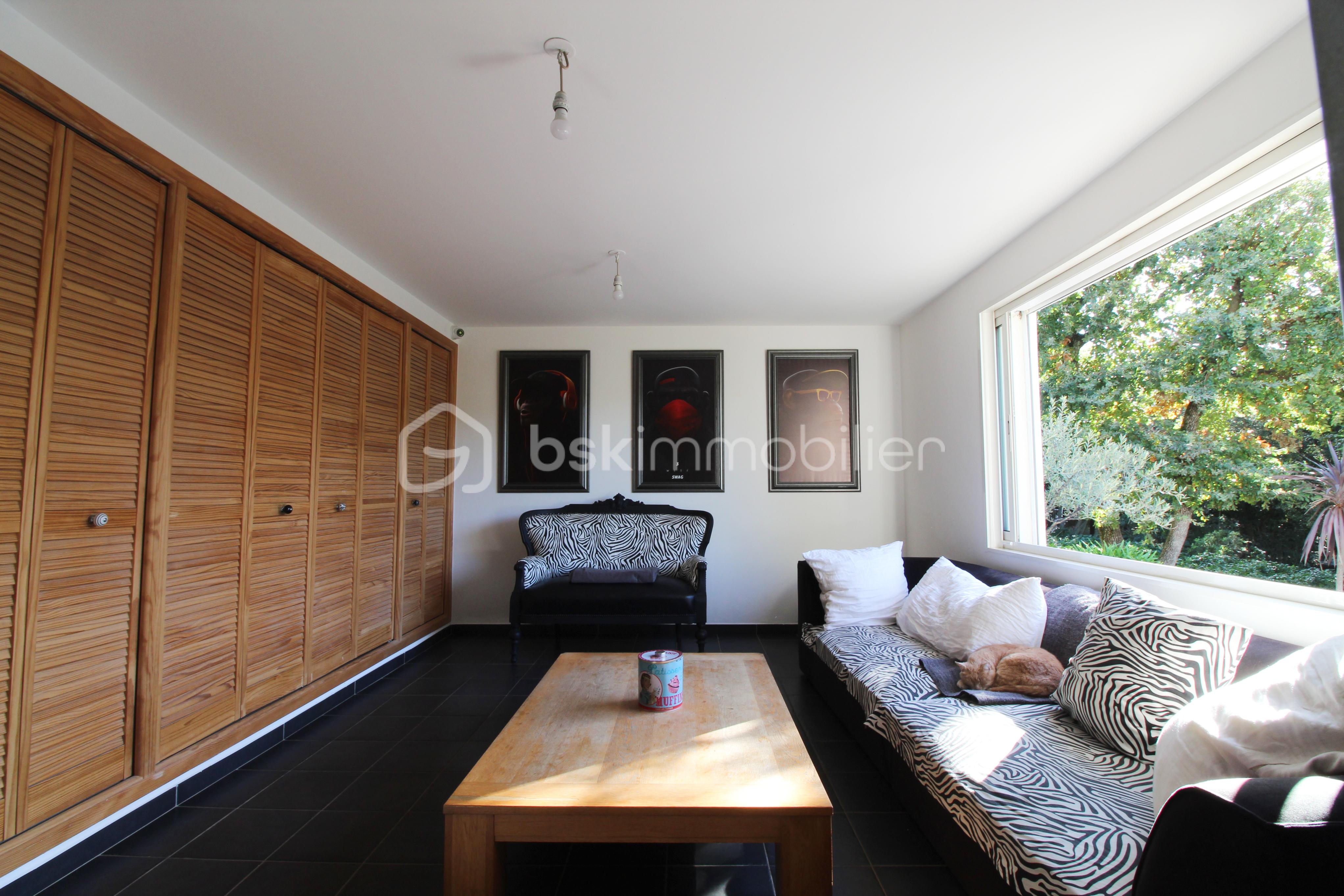 Maison d architecte de 207 m² - 05 - SALON 1.jpg