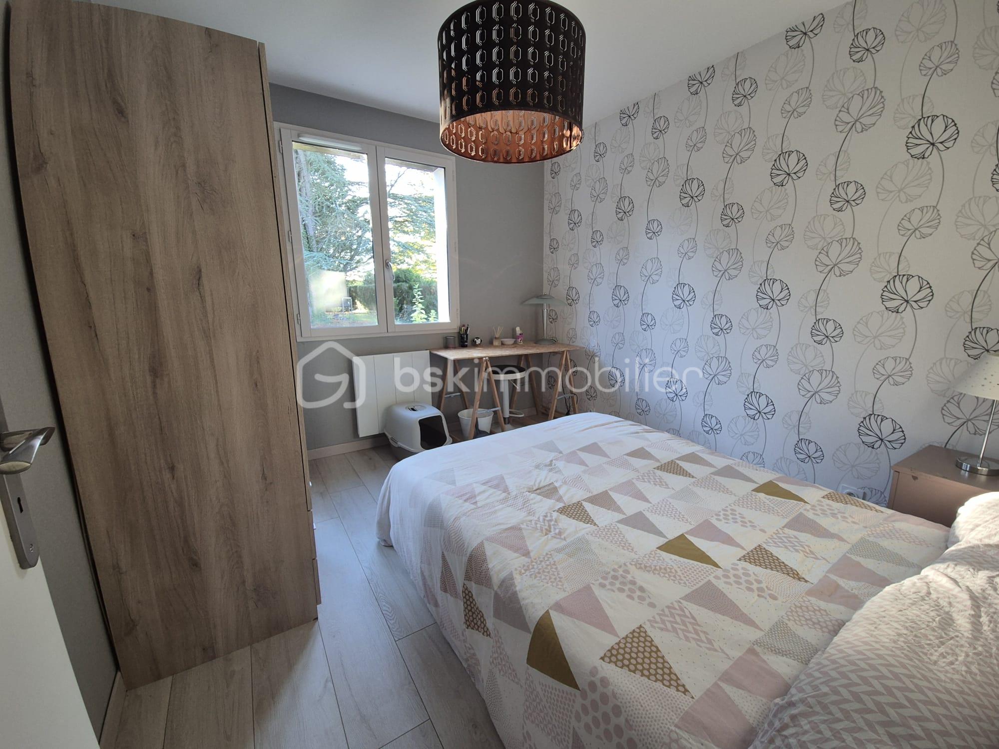 Maison traditionnelle de 136 m² - WhatsApp Image 2025-11-02 à 01.47.35_50ba9b8e.jpg