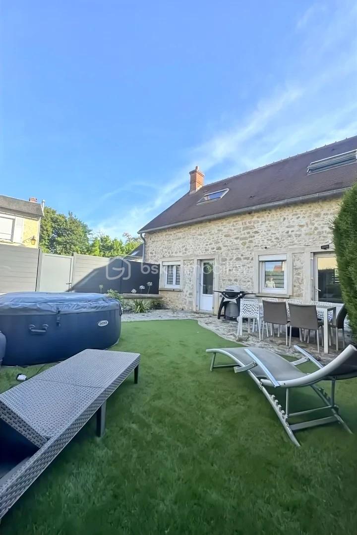 Maison de 80 m² - thumbnail_hoqi-fa4294d201ab495fa0de6de22a6fd820.jpg