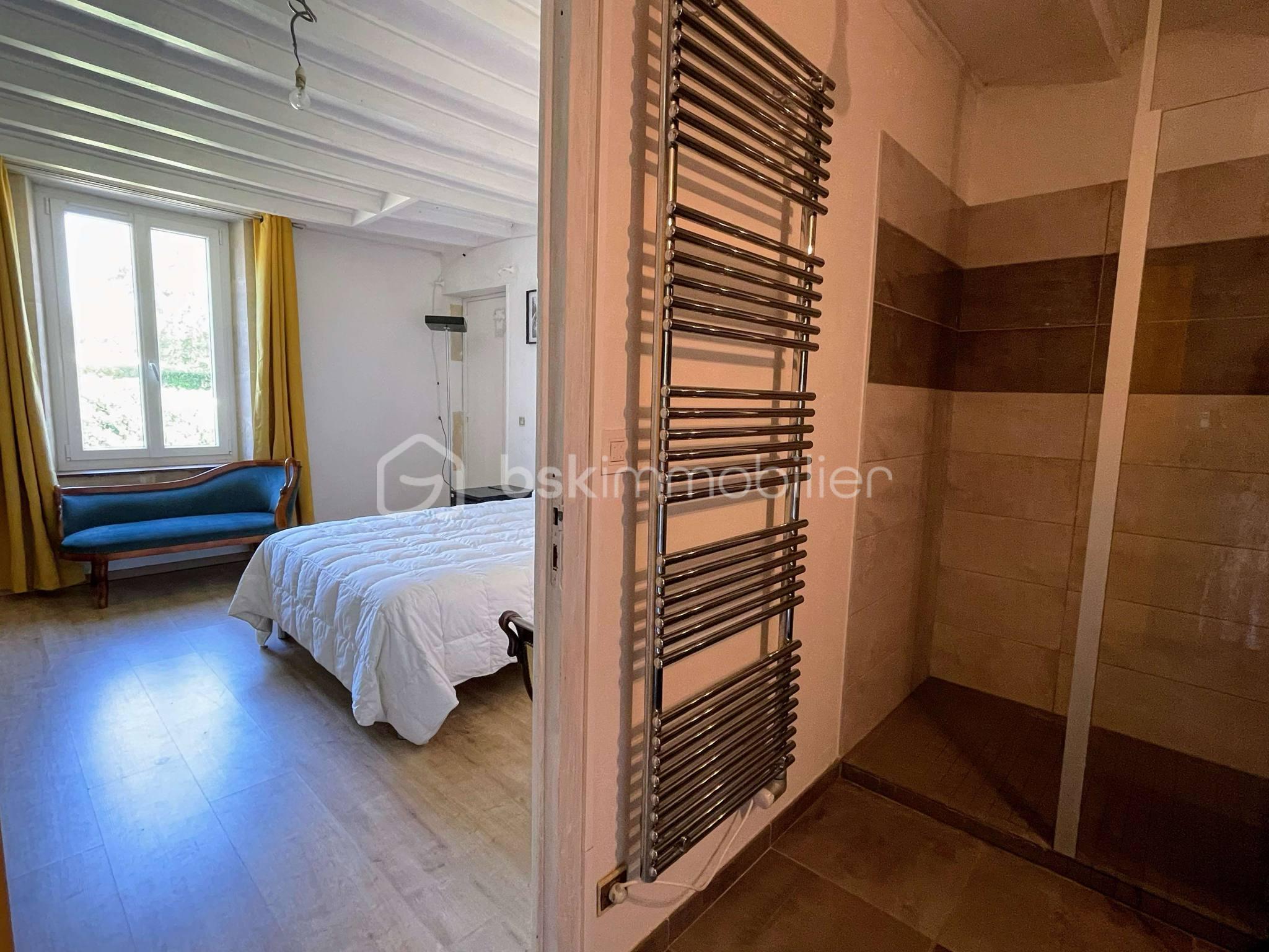 Maison ancienne de 365 m² - ch8.jpg