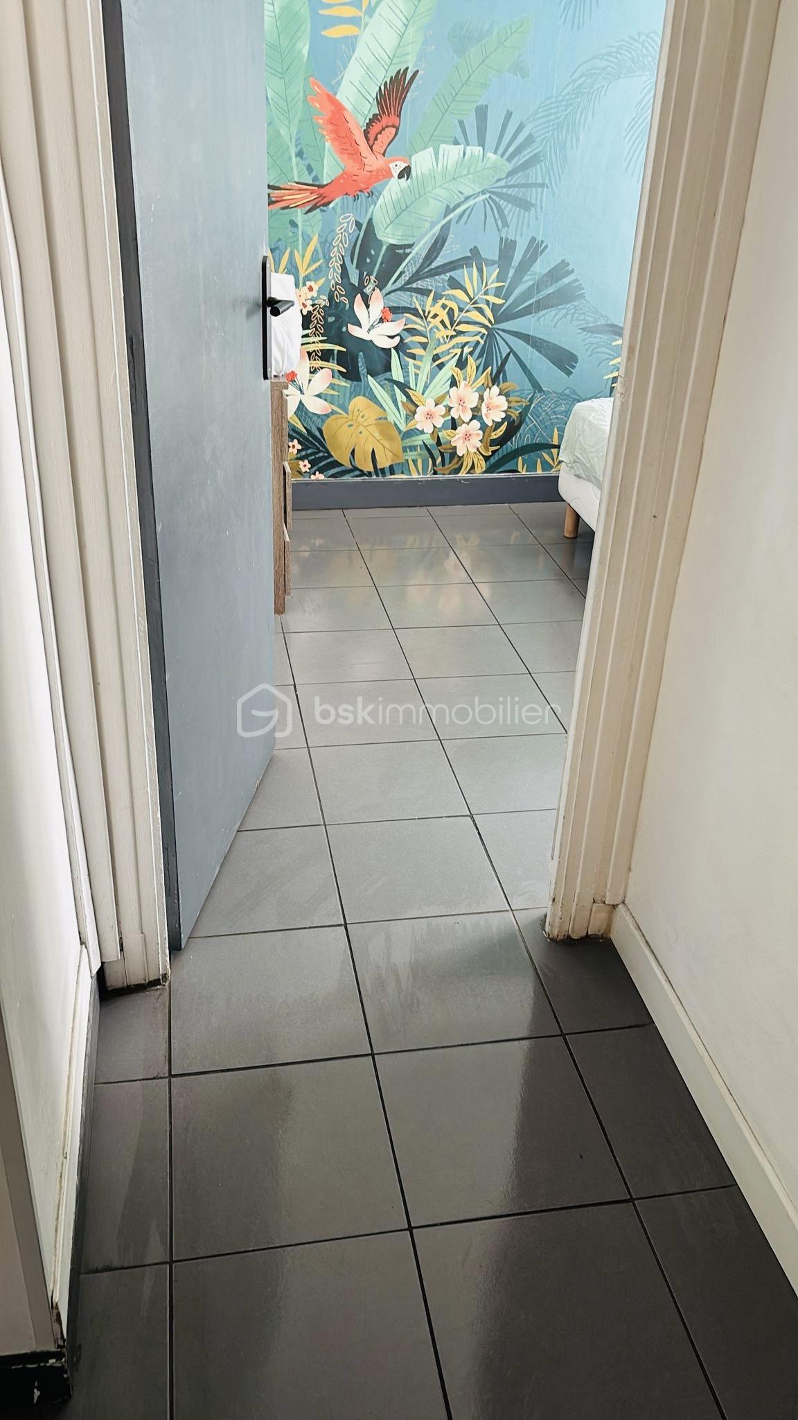 Appartement de 51 m² - 6186bd96-cad0-4ddc-91fe-ce455be6bb09.jpg