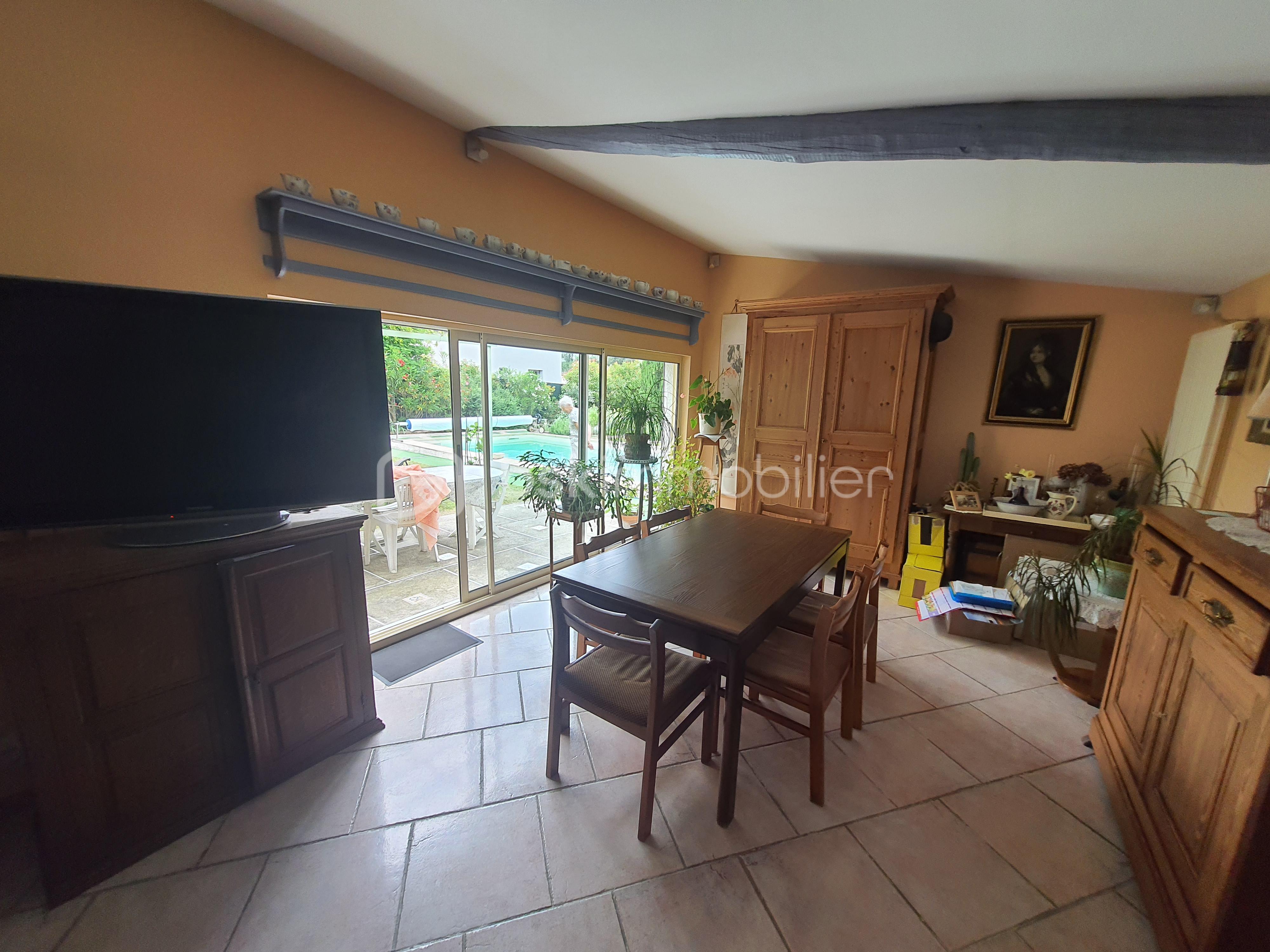 Maison de 136 m² - SEJOUR BAS - 5  du salon sur la baie .jpg