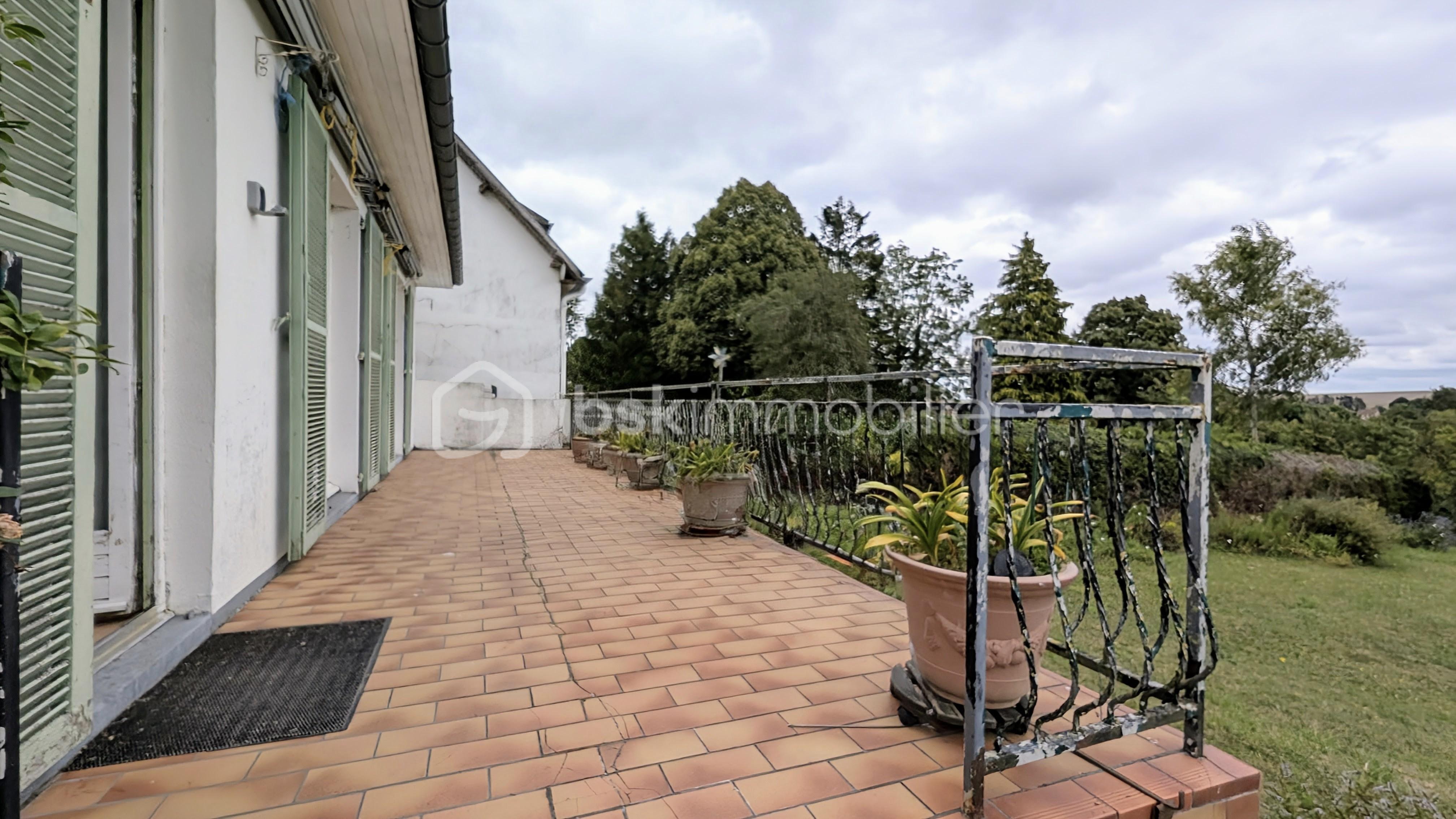 Maison traditionnelle de 92 m² - PXL_20250804_115843656.MP~3.jpg