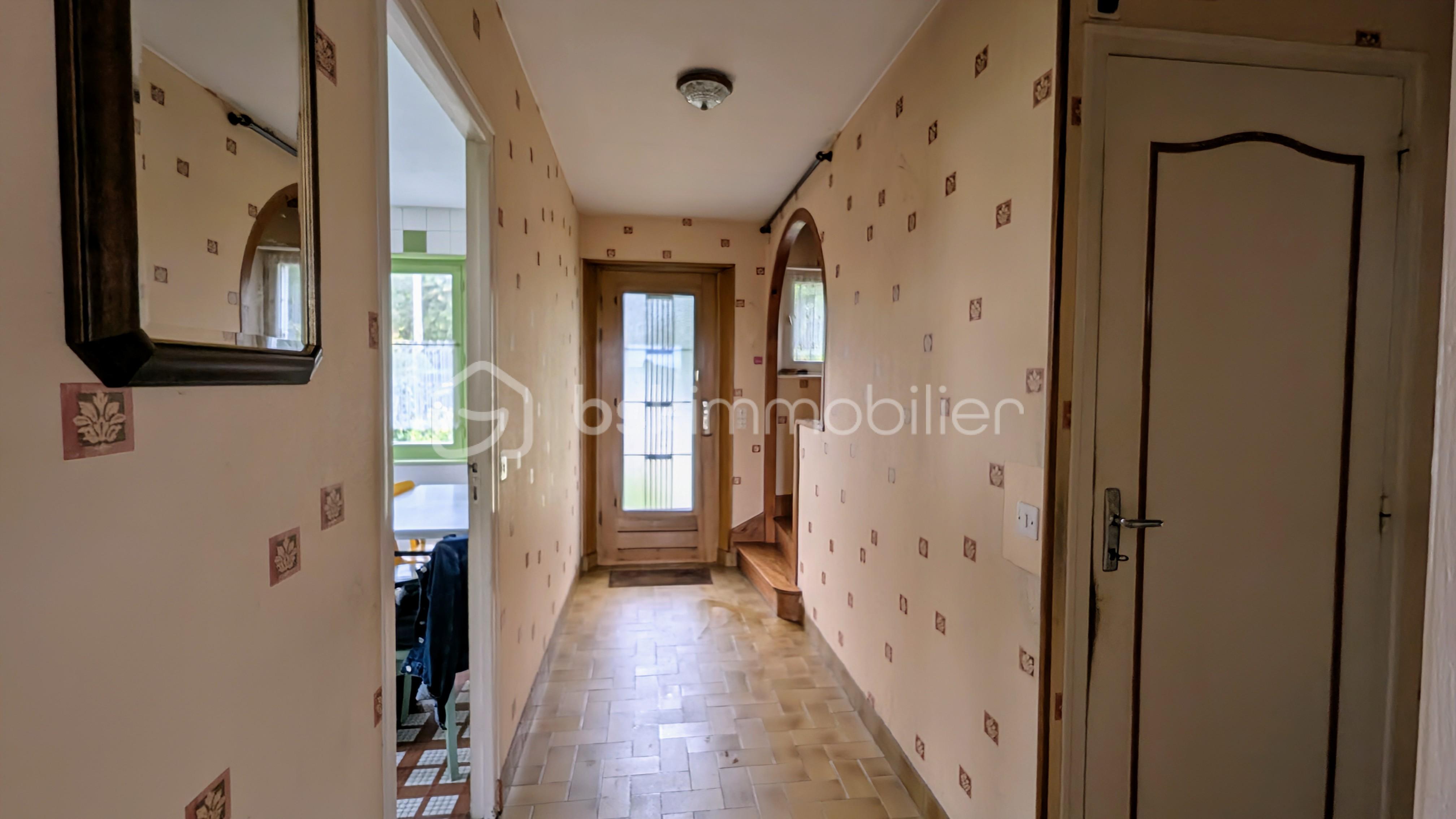 Maison traditionnelle de 92 m² - PXL_20250804_115438704.MP~2.jpg
