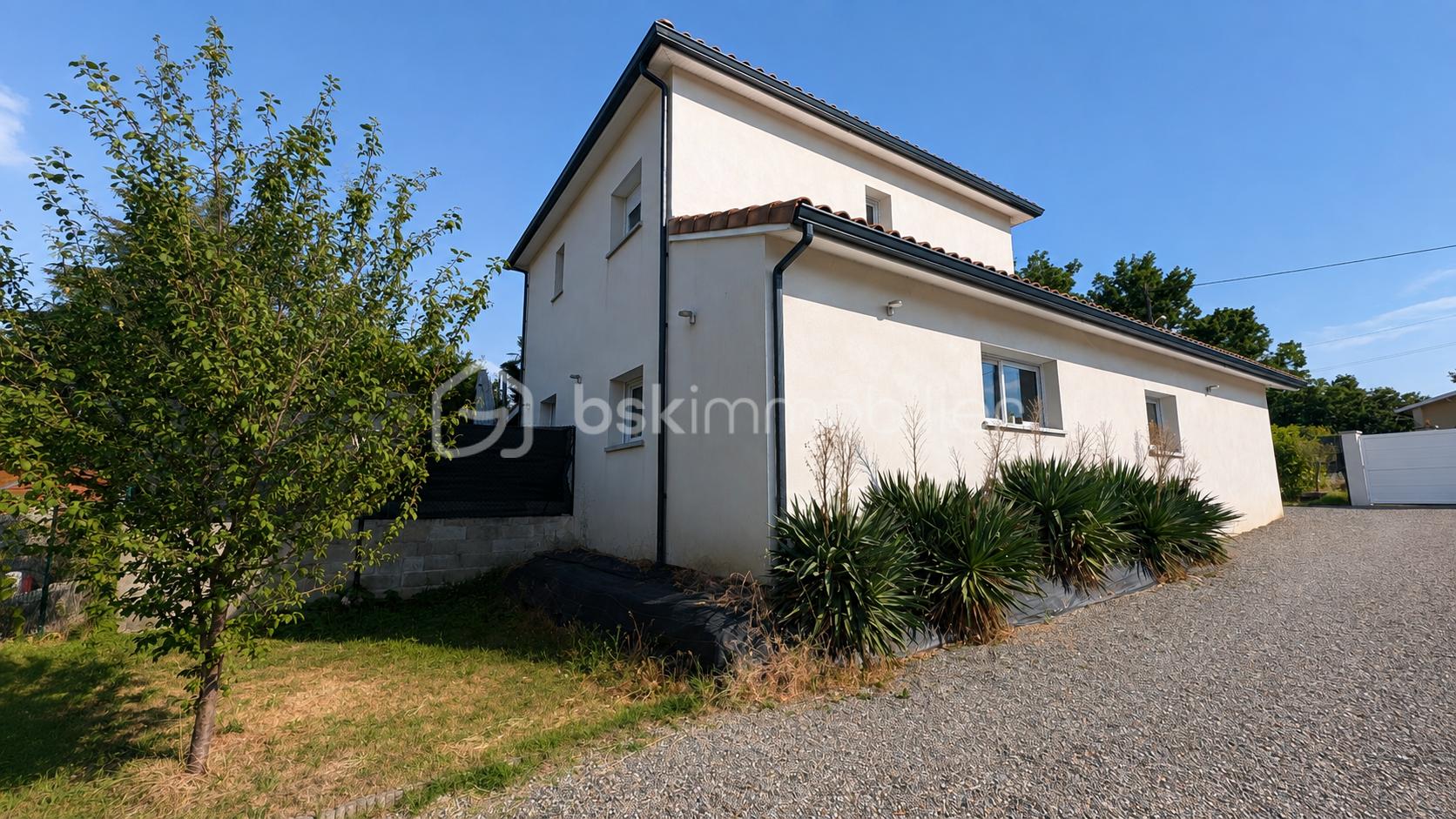 Maison 4 pièces 103 m² · à Rouffiac-Tolosan · 103 m² · 365 000 €