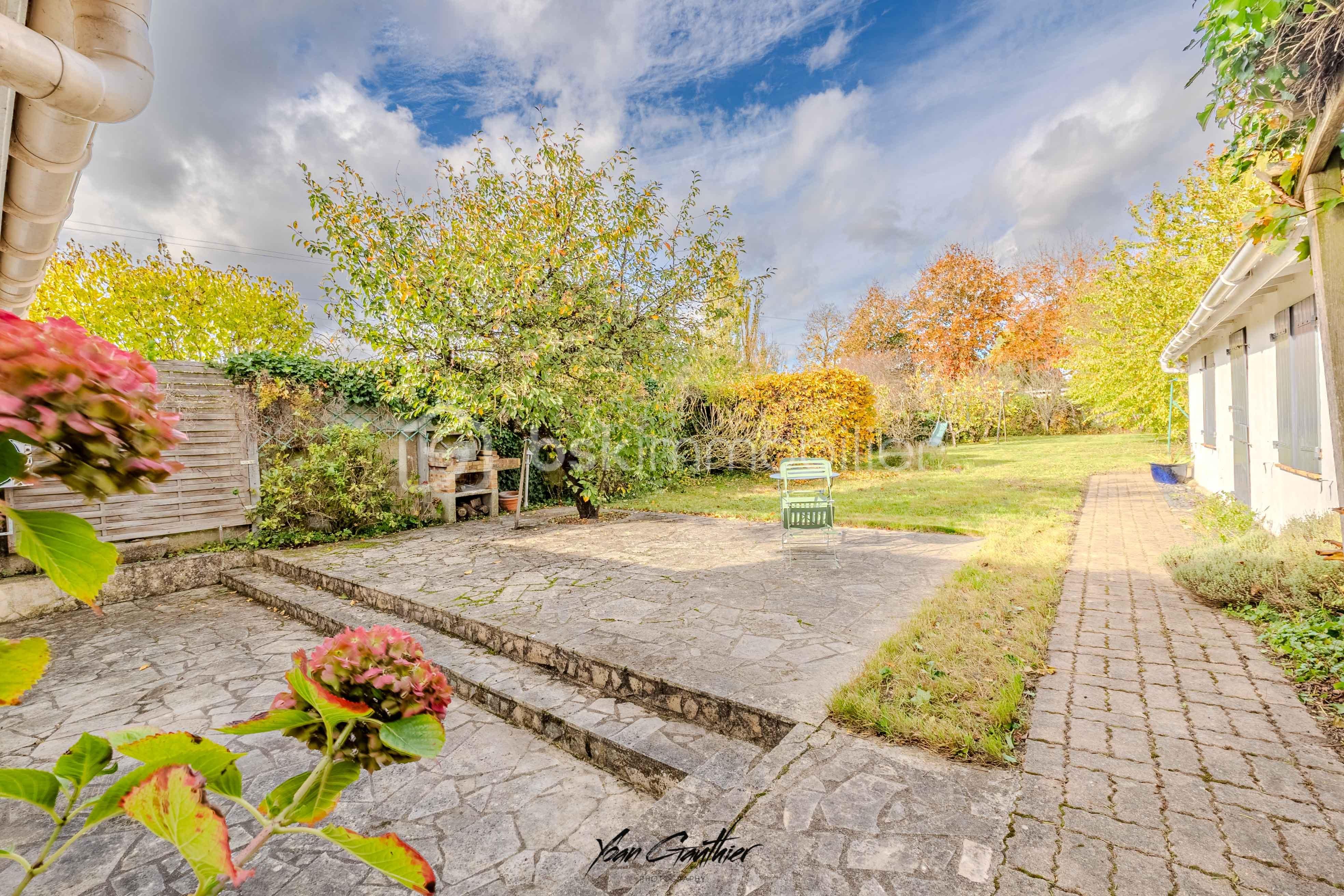 Maison de 151 m² - PEYRAN HDR-10.jpg