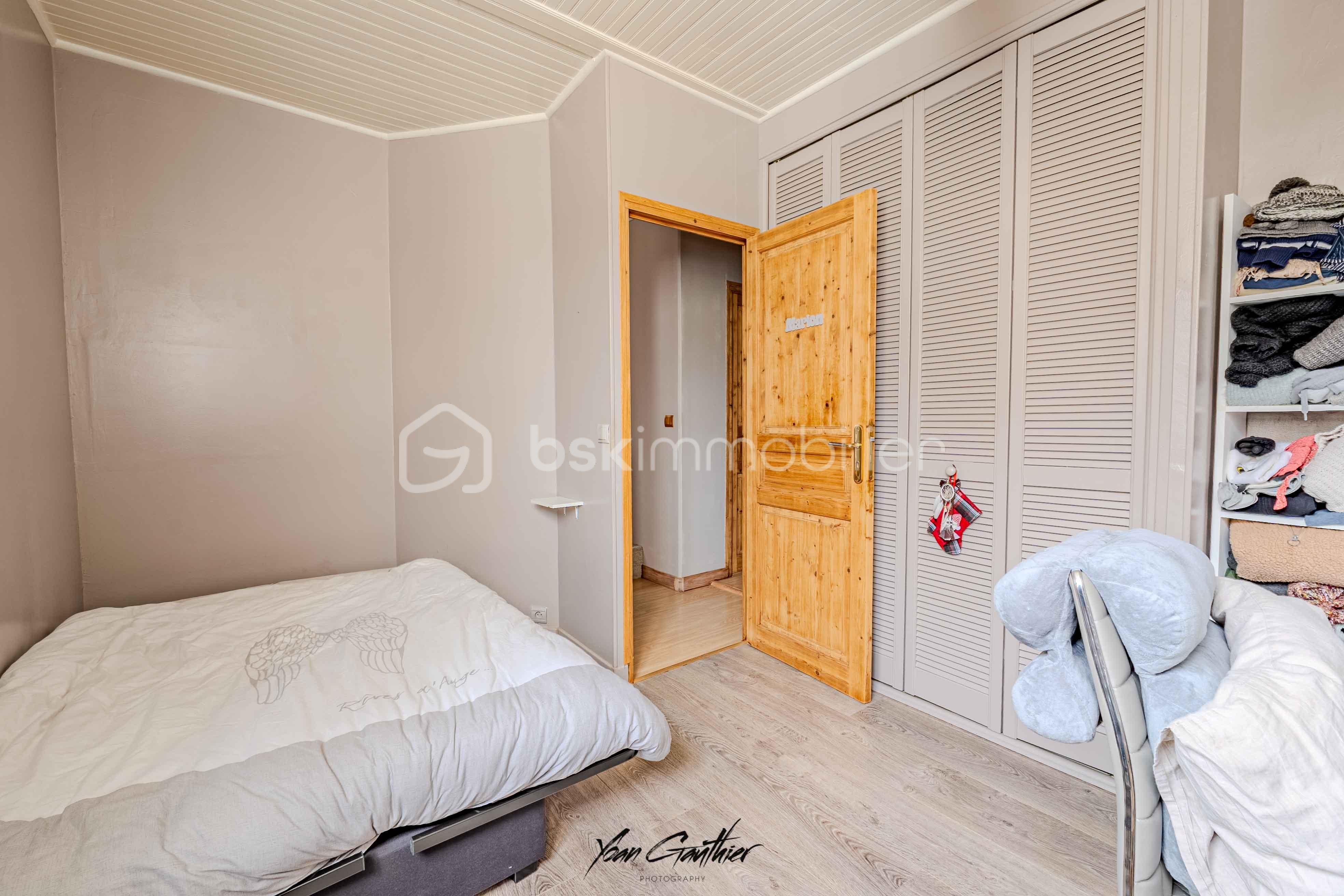 Maison de 151 m² - PEYRAN HDR-21.jpg