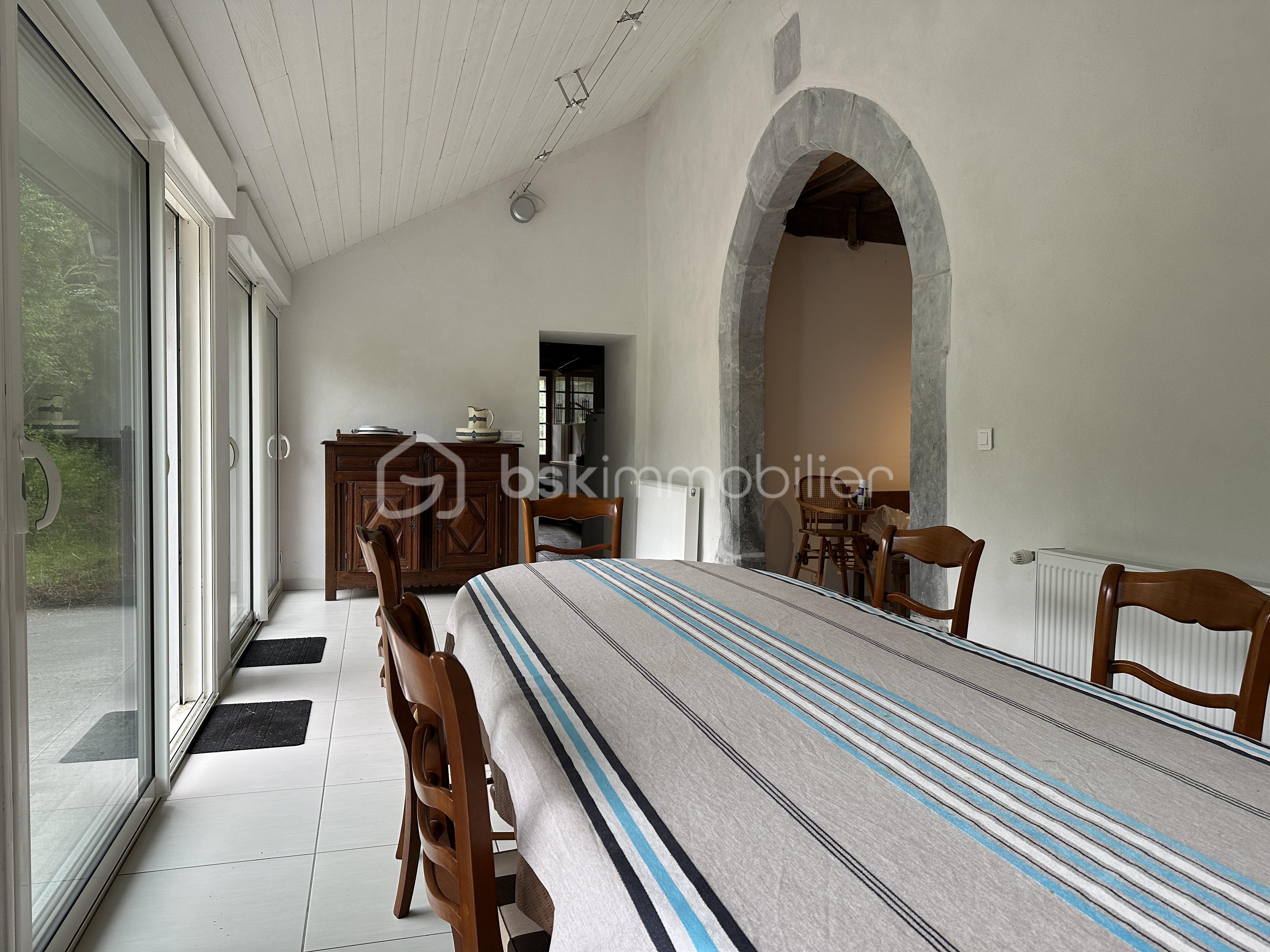 Maison de maitre de 230 m² - 20240627_082031057_iOS.jpg