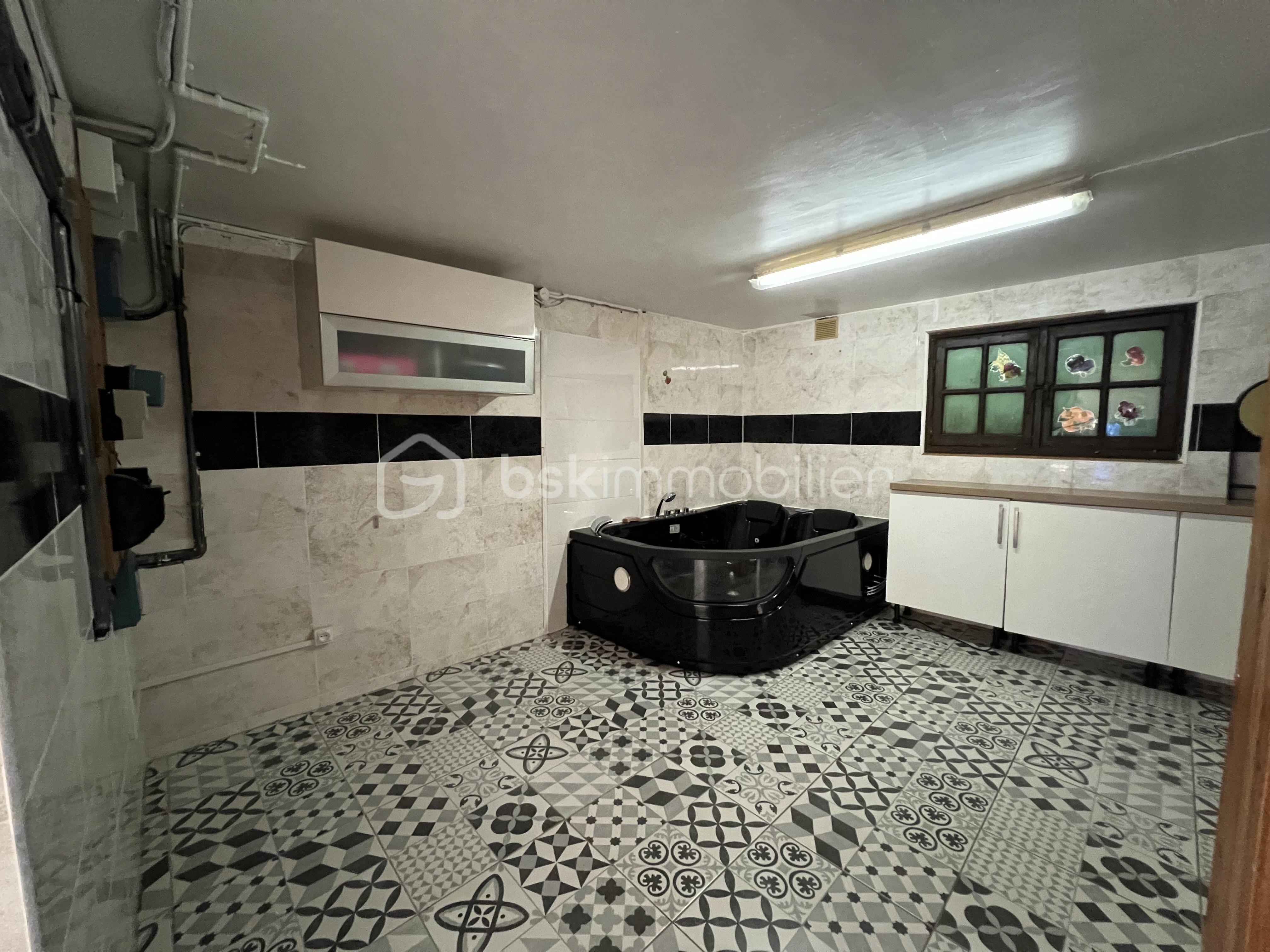 Maison de 182 m² - BADIR 17.jpg