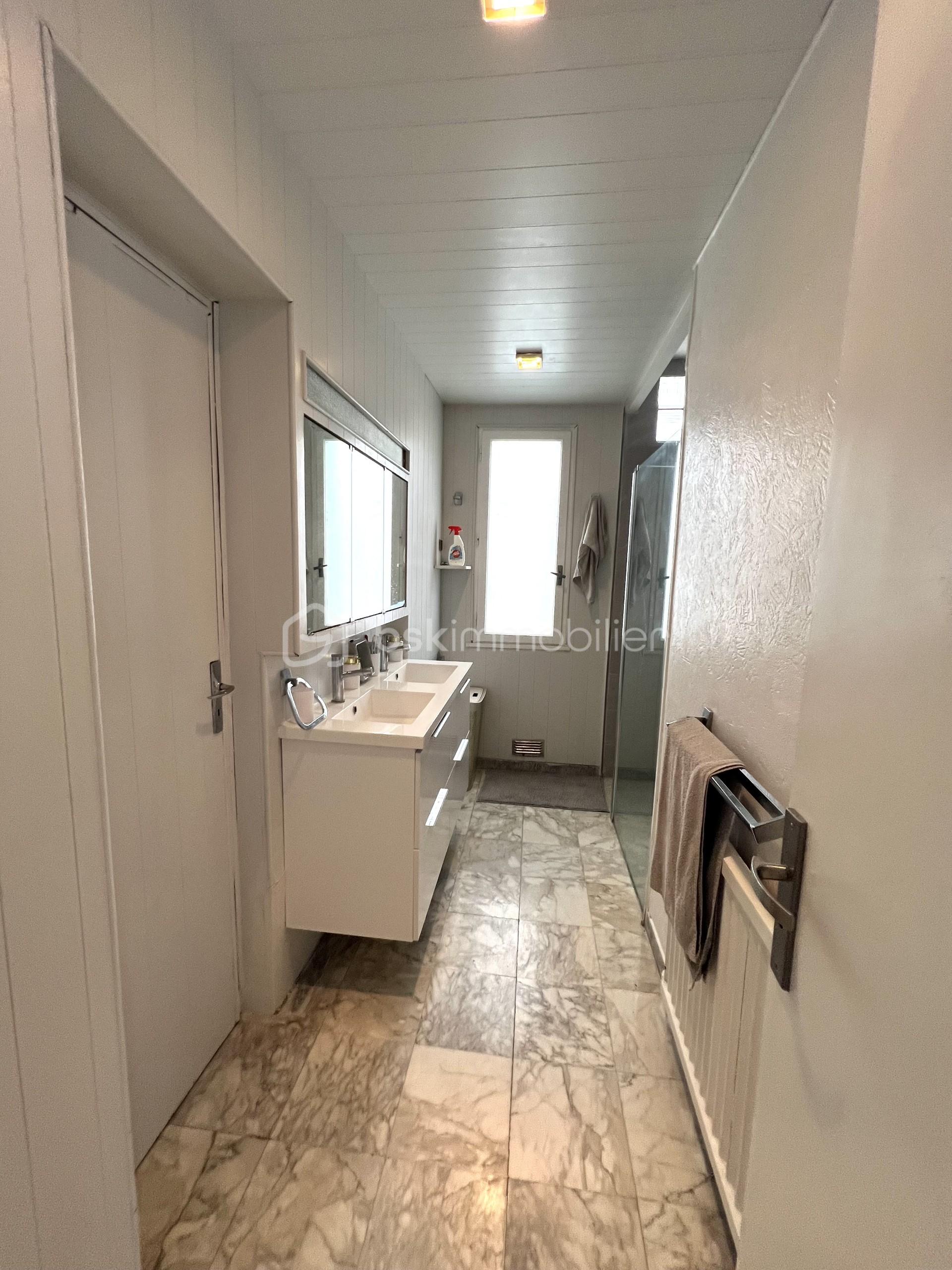 Maison de 182 m² - BADIR 5.jpg