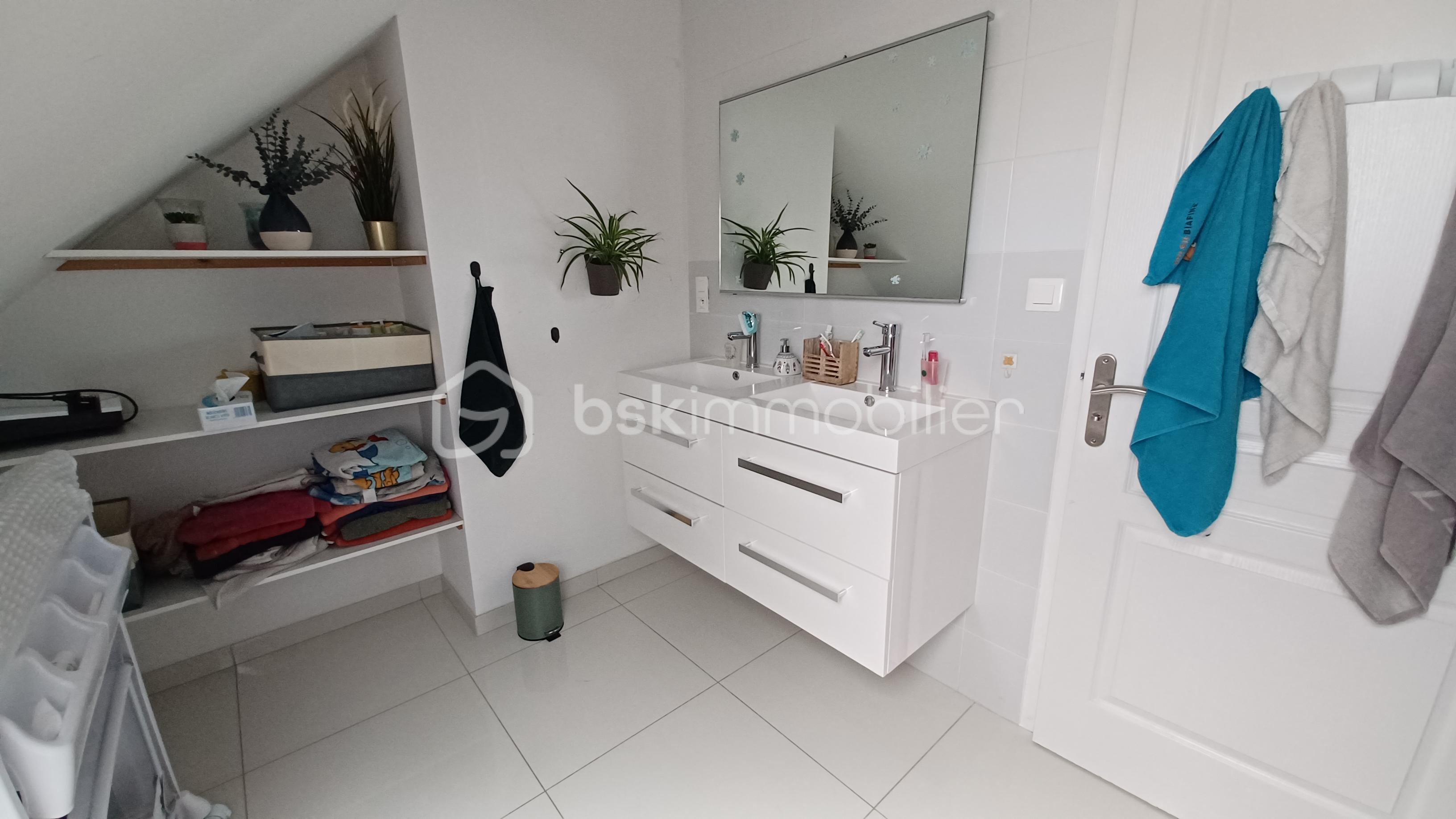 Maison de 150,74 m² - SDB 2.jpg