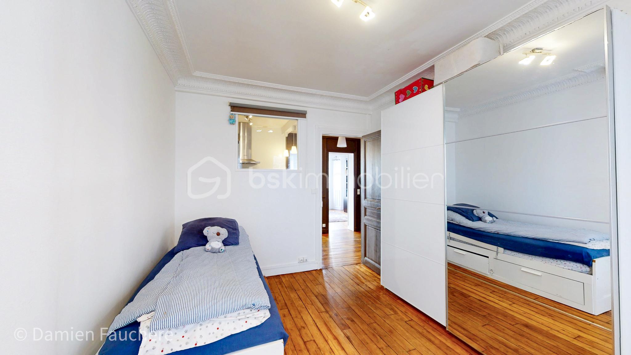 Appartement de 54 m² - Boucicaut-Rue-Jean-Maridor-Splendide-appartement-3-pieces-54m2-au-4e-etage-dun-immeuble-Haussmanien-10232025_203711.jpg