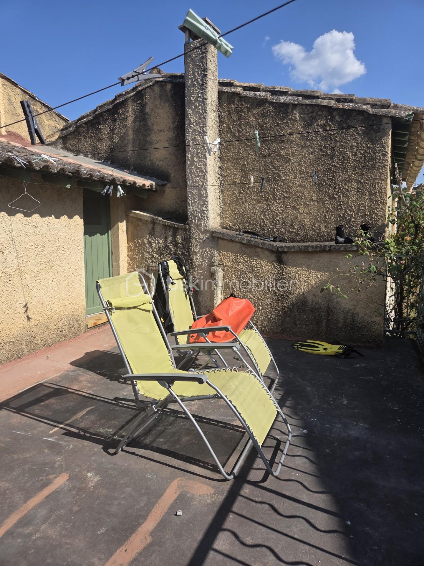 f4273322-abd4-44b0-be48-5897872f4894.jpg