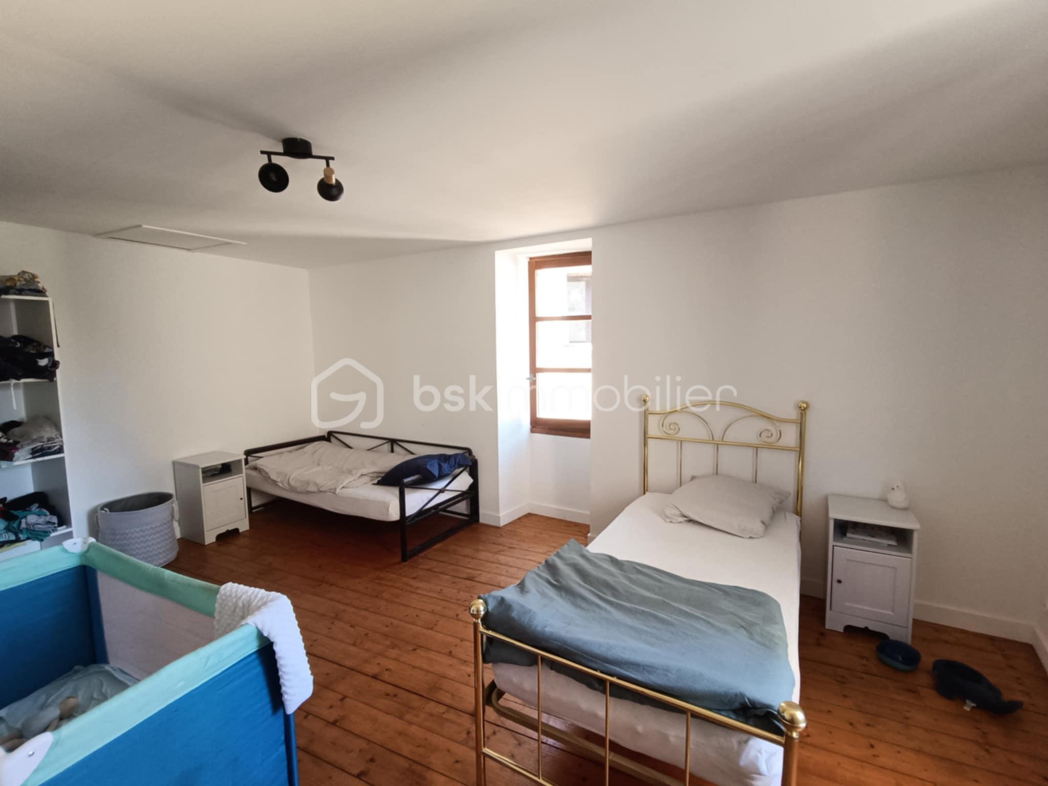 Maison de 60 m² - 973d1fd7-dafe-4619-a3f3-f0b0fe4622ef.jpg