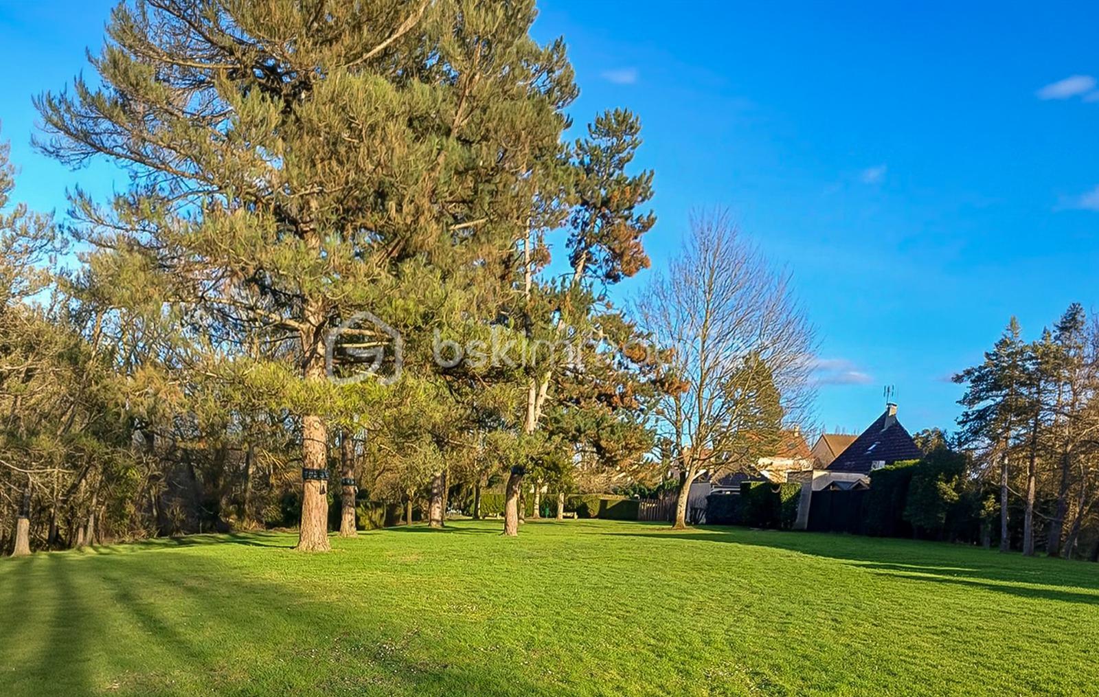 parc saint claude.jpeg