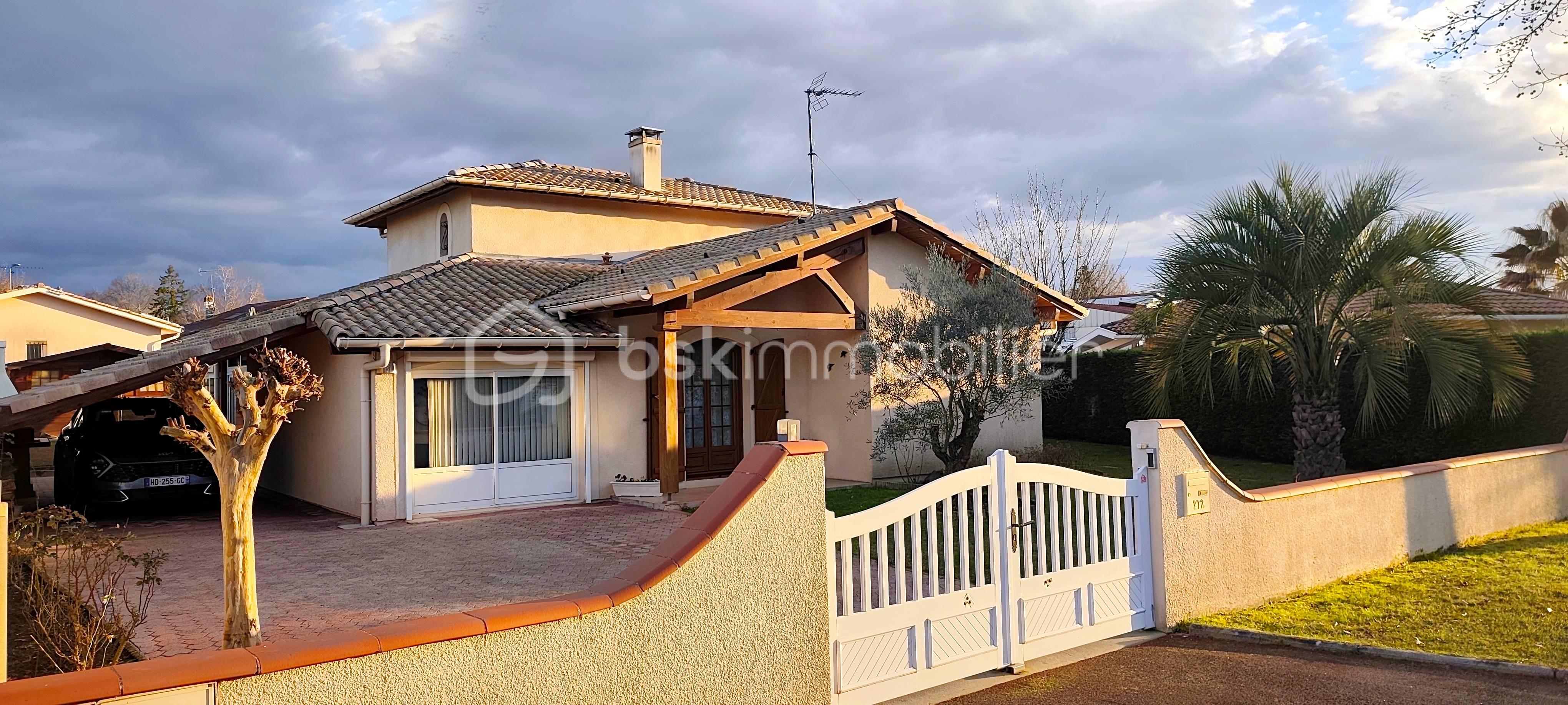 Maison de 173 m² - EXTER5.jpg