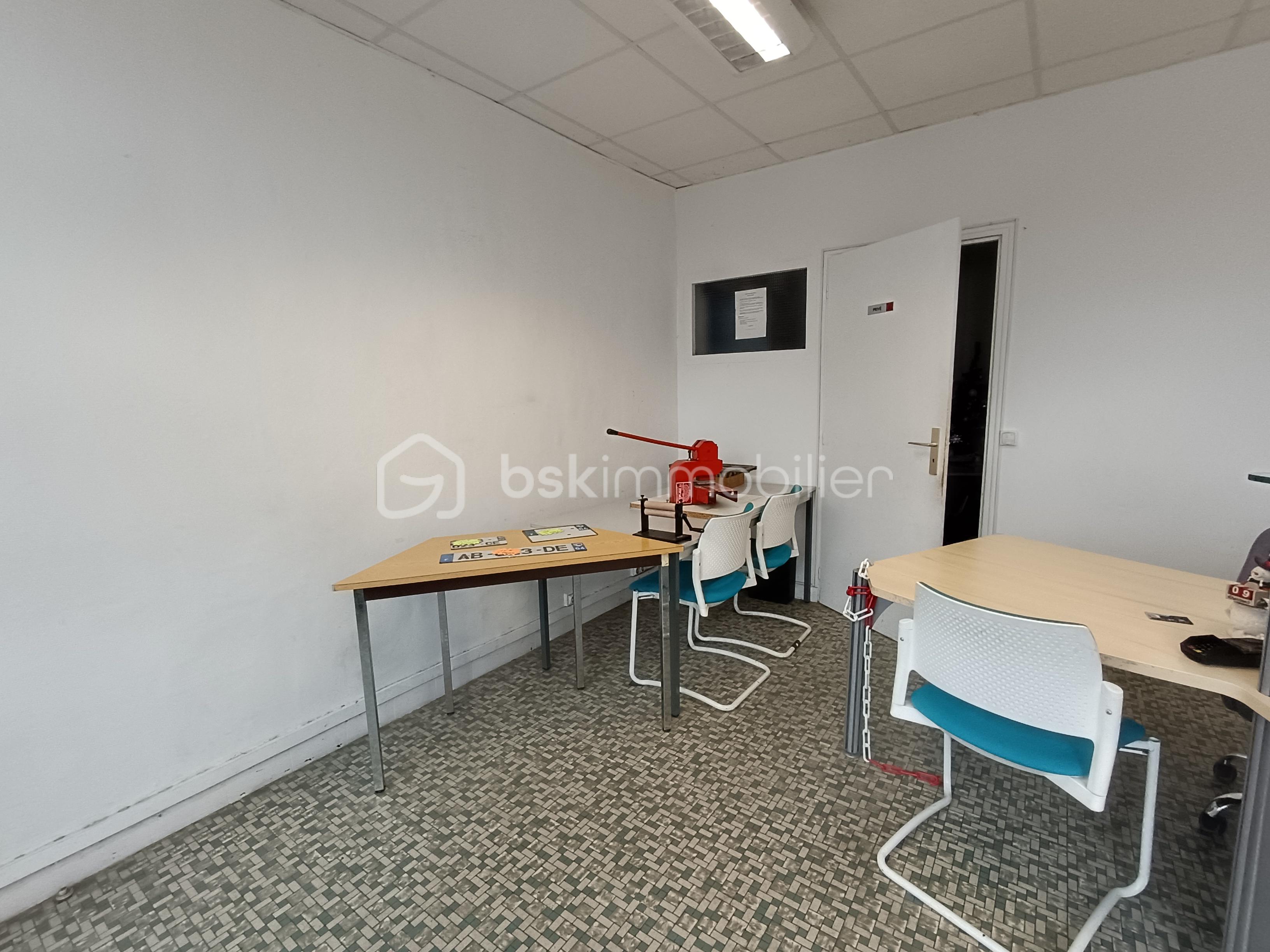 Fonds de commerce - IMG_20250909_154456.jpg