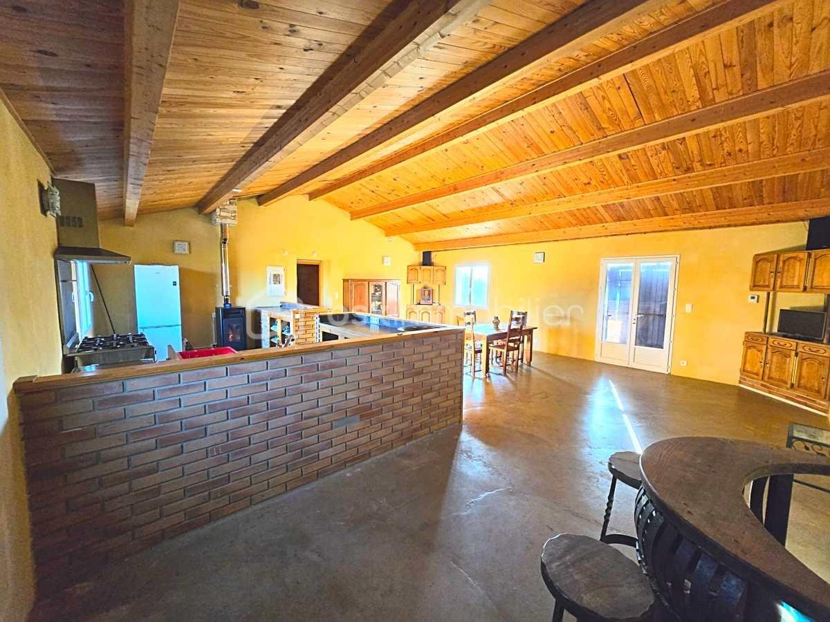 Maison de 126 m² - OVNgT4mtDZnJQPzaQRqfe8VJld0qFX2QI9h6XT94.jpg