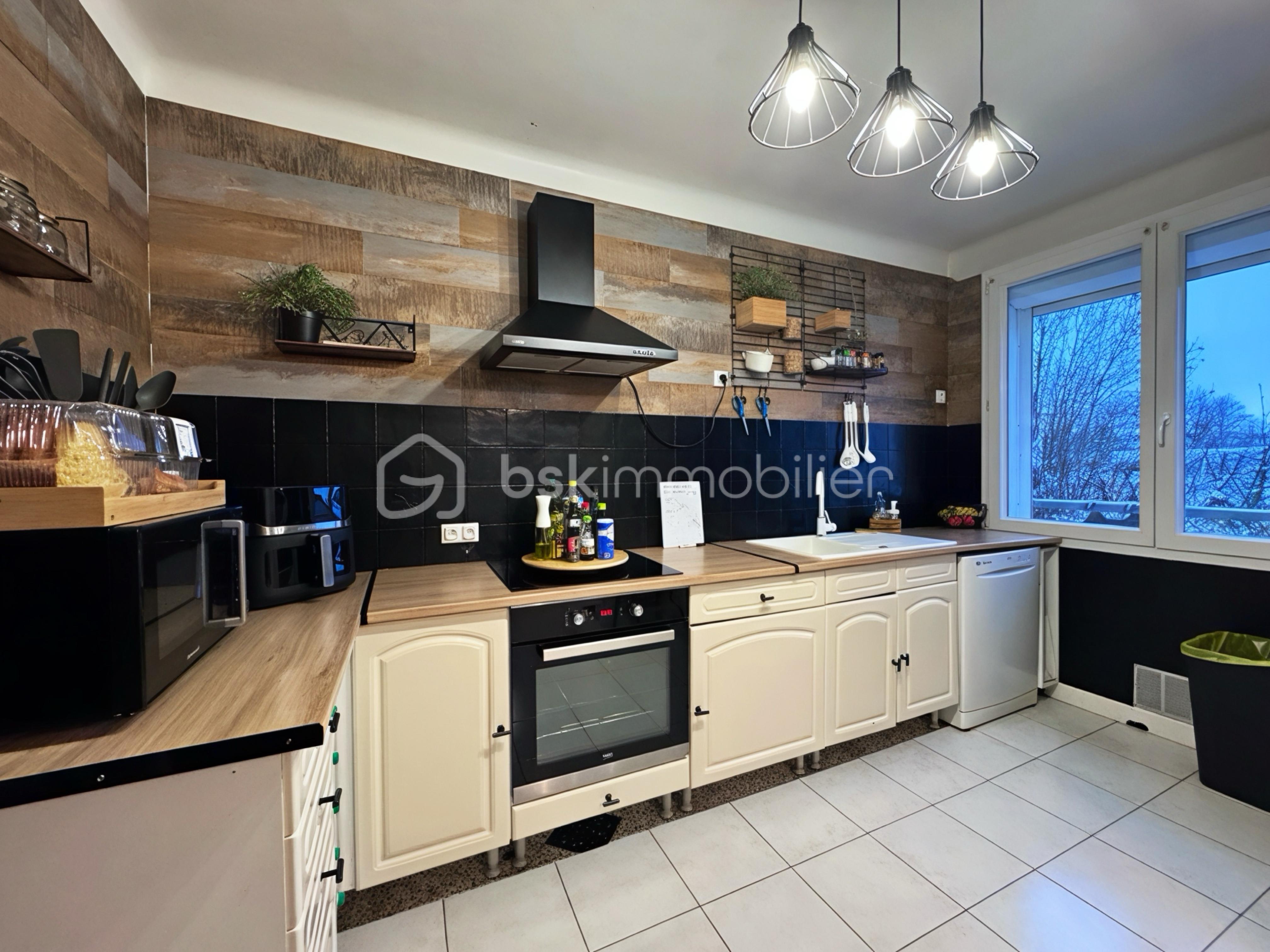 Maison traditionnelle de 163 m² - Bazaart_23F899AB-92F1-45E7-A41F-BB9AA1BA88B7.JPEG