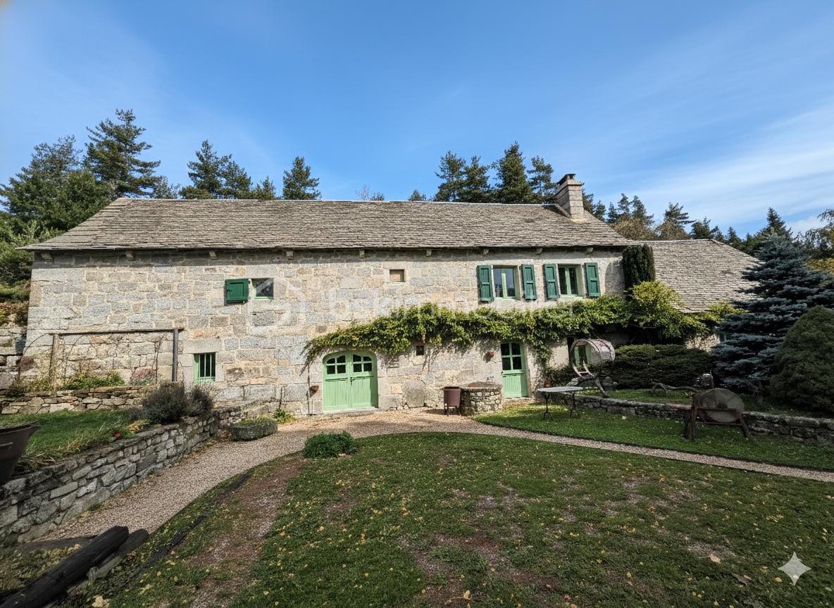 Maison de 238 m² - Gemini_Generated_Image_47ydh47ydh47ydh4.png