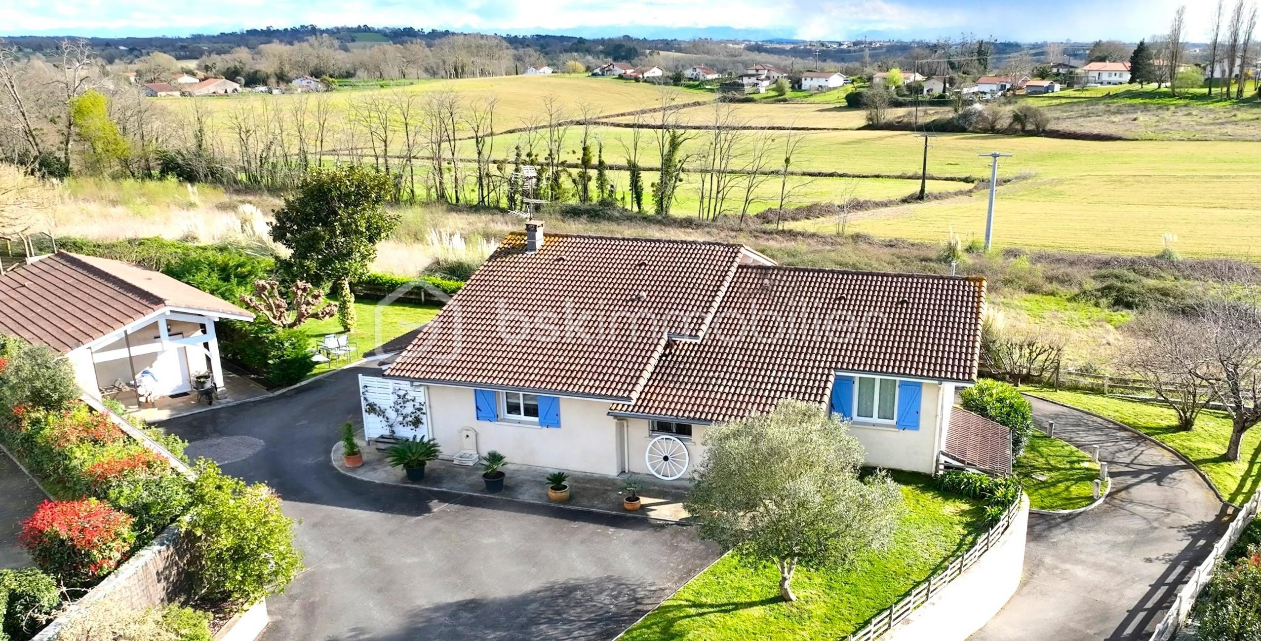 Maison de village de 152 m² - EXTERIEUR 5.jpg