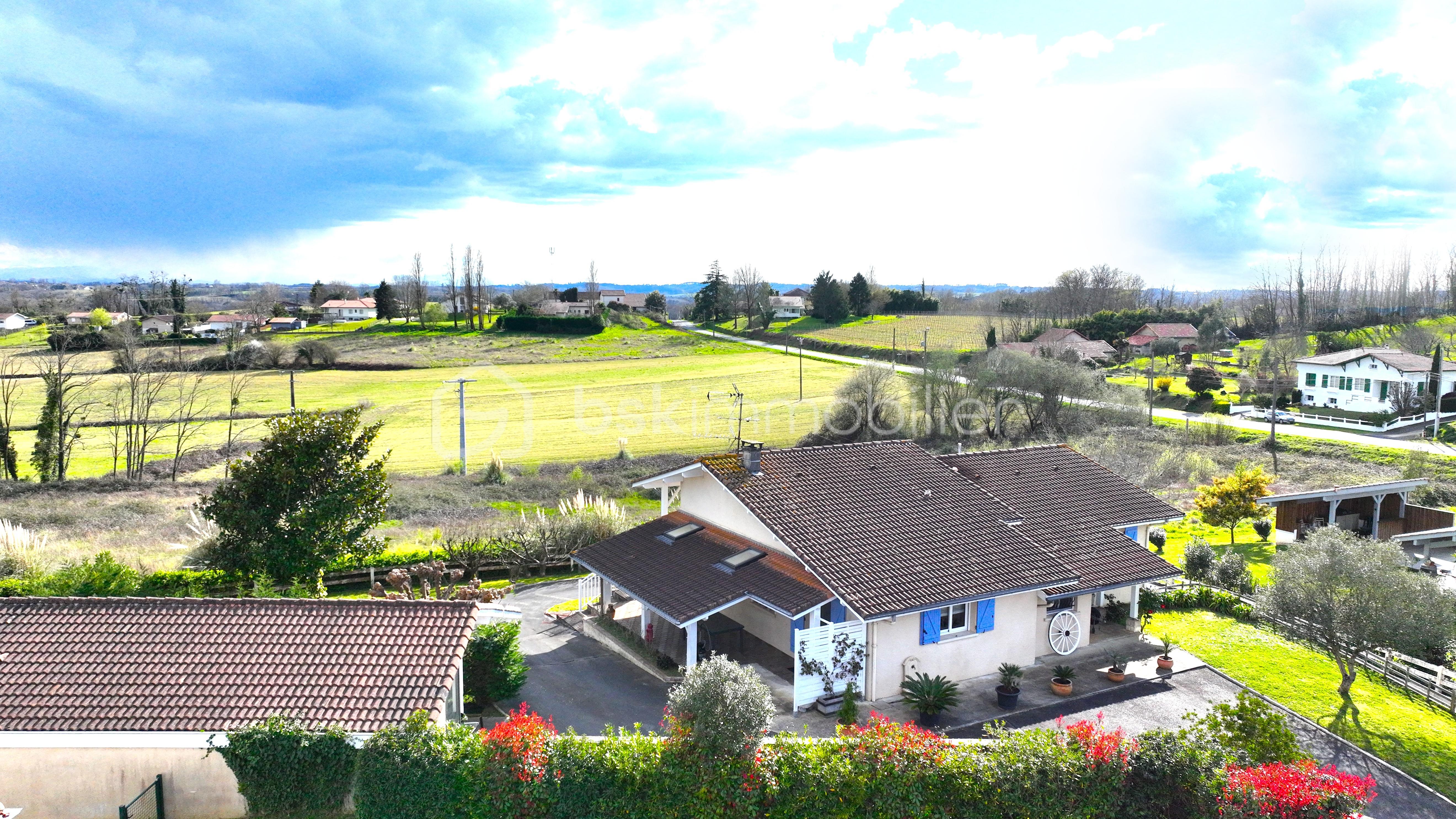 Maison de village de 152 m² - EXTERIEUR 1.jpg