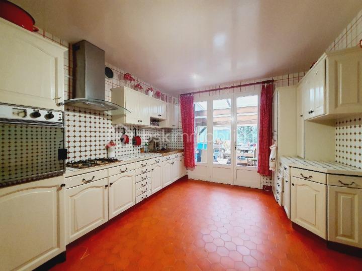 Maison de village de 207 m² - 20251127_131825_cleanup (1).jpg